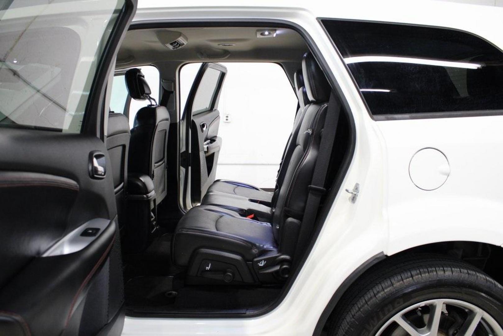 2019 Vice White /Red Dodge Journey GT (3C4PDDEG8KT) with an 3.6L V6 24V VVT engine, Automatic transmission, located at 15300 Midway Rd., Addison, TX, 75001, (972) 702-0011, 32.958321, -96.838074 - Introducing the 2019 Dodge Journey GT AWD, now available at Midway Auto Group in Addison, Texas. This versatile SUV combines robust performance, ample space, and modern features, making it an excellent choice for families and adventurers alike.<br><br>Key Features:<br><br>Engine: 3.6L V6 producing 2 - Photo#15