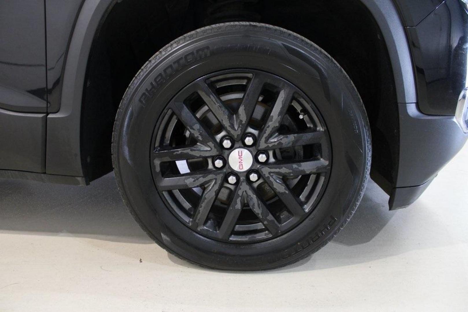 2018 Ebony Twilight Metallic /Cocoa/ Light Ash Gray GMC Acadia SLT-1 (1GKKNMLS1JZ) with an 3.6L V6 SIDI DOHC VVT engine, Automatic transmission, located at 15300 Midway Rd., Addison, TX, 75001, (972) 702-0011, 32.958321, -96.838074 - HOME OF THE NO HAGGLE PRICE - WHOLESALE PRICES TO THE PUBLIC!! Bluetooth, Hands Free Connectivity, Navigation, Premium Audio, 3rd Row Seat, Backup Camera, Leather Seats, Premium Wheels, Sunroof / Moonroof, non smoker, Acadia SLT-1, 4D Sport Utility, 3.6L V6 SIDI DOHC VVT, 6-Speed Automatic, FWD, Ebo - Photo#10