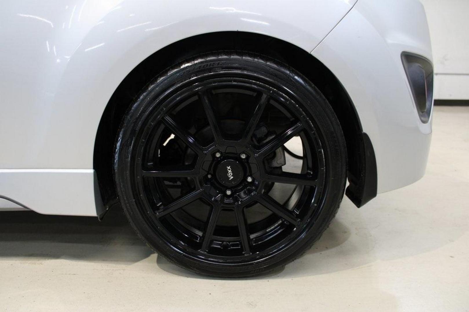 2014 Ironman Silver Metallic /Black Hyundai Veloster Turbo (KMHTC6AEXEU) with an 1.6L I4 DGI DOHC 16V Turbocharged engine, Manual transmission, located at 15300 Midway Rd., Addison, TX, 75001, (972) 702-0011, 32.958321, -96.838074 - Introducing the 2014 Hyundai Veloster Turbo, now available at Midway Auto Group in Addison, Texas. This distinctive hatchback combines sporty performance with innovative design, offering a driving experience that's both exhilarating and practical.<br><br>Key Features:<br><br>Engine: 1.6L Turbocharge - Photo#9