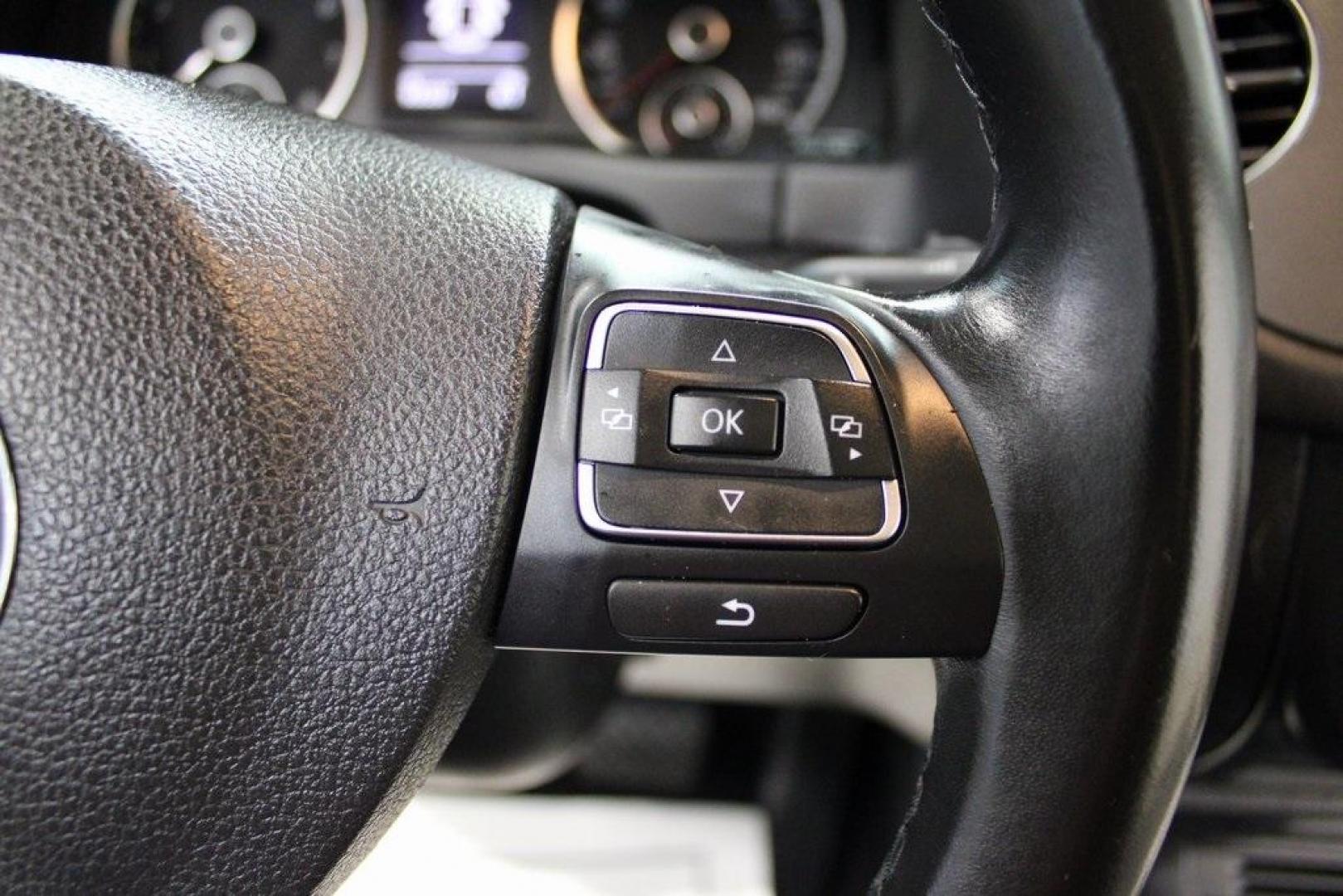 2016 Pepper / Gray /Charcoal Black Volkswagen Tiguan S (WVGAV7AX2GW) with an 2.0L 4-Cylinder Turbocharged engine, Automatic transmission, located at 15300 Midway Rd., Addison, TX, 75001, (972) 702-0011, 32.958321, -96.838074 - Photo#22