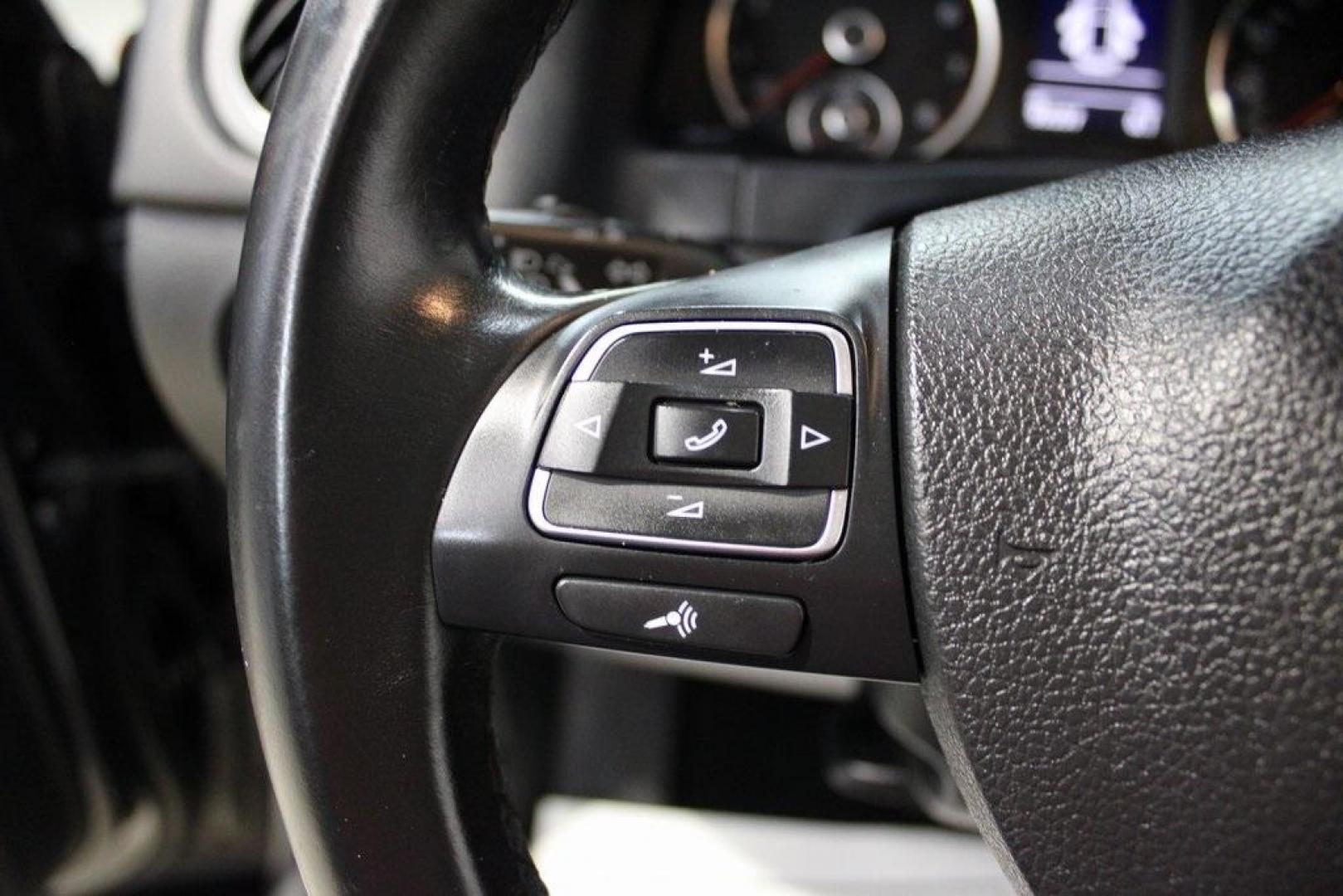 2016 Pepper / Gray /Charcoal Black Volkswagen Tiguan S (WVGAV7AX2GW) with an 2.0L 4-Cylinder Turbocharged engine, Automatic transmission, located at 15300 Midway Rd., Addison, TX, 75001, (972) 702-0011, 32.958321, -96.838074 - Photo#23
