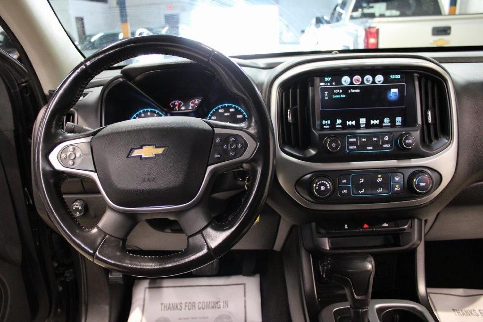 2018 Graphite Metallic /Black Chevrolet Colorado LT (1GCHSCEA0J1) with an 2.5L I4 DI DOHC VVT engine, Automatic transmission, located at 15300 Midway Rd., Addison, TX, 75001, (972) 702-0011, 32.958321, -96.838074 - Photo#17