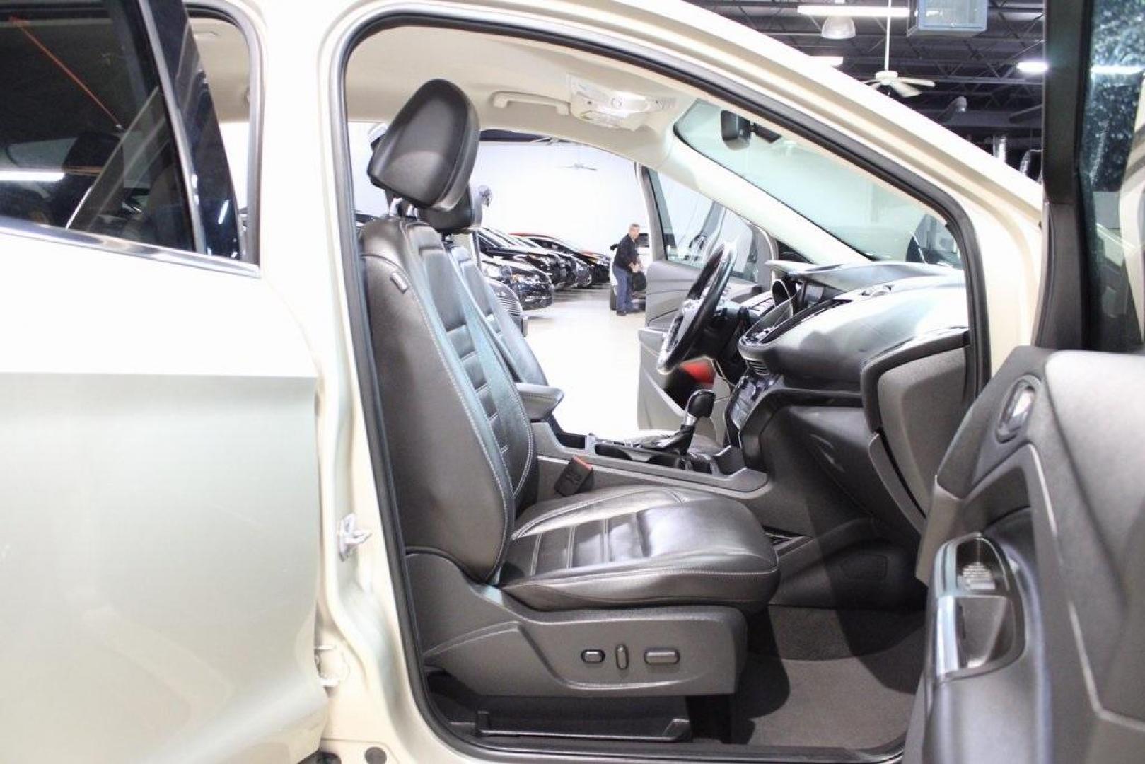 2017 White Gold /Charcoal Black Ford Escape Titanium (1FMCU0J91HU) with an EcoBoost 2.0L I4 GTDi DOHC Turbocharged VCT engine, Automatic transmission, located at 15300 Midway Rd., Addison, TX, 75001, (972) 702-0011, 32.958321, -96.838074 - Photo#14