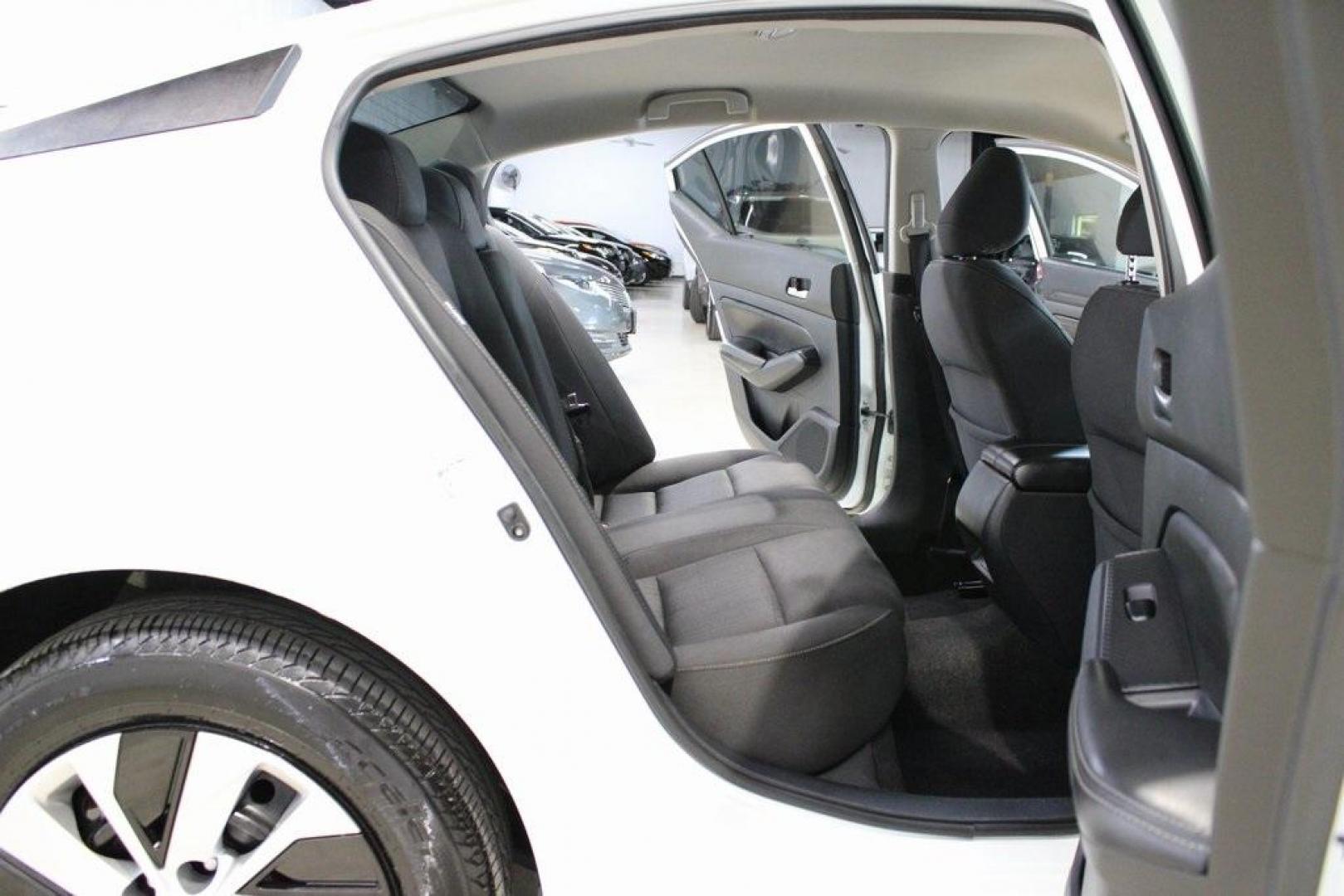 2019 Glacier White /Charcoal Nissan Altima 2.5 S (1N4BL4BV8KC) with an 2.5L 4-Cylinder DOHC 16V engine, CVT transmission, located at 15300 Midway Rd., Addison, TX, 75001, (972) 702-0011, 32.958321, -96.838074 - Photo#15