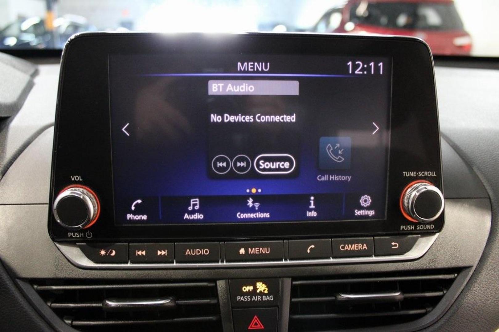 2019 Glacier White /Charcoal Nissan Altima 2.5 S (1N4BL4BV8KC) with an 2.5L 4-Cylinder DOHC 16V engine, CVT transmission, located at 15300 Midway Rd., Addison, TX, 75001, (972) 702-0011, 32.958321, -96.838074 - Photo#18
