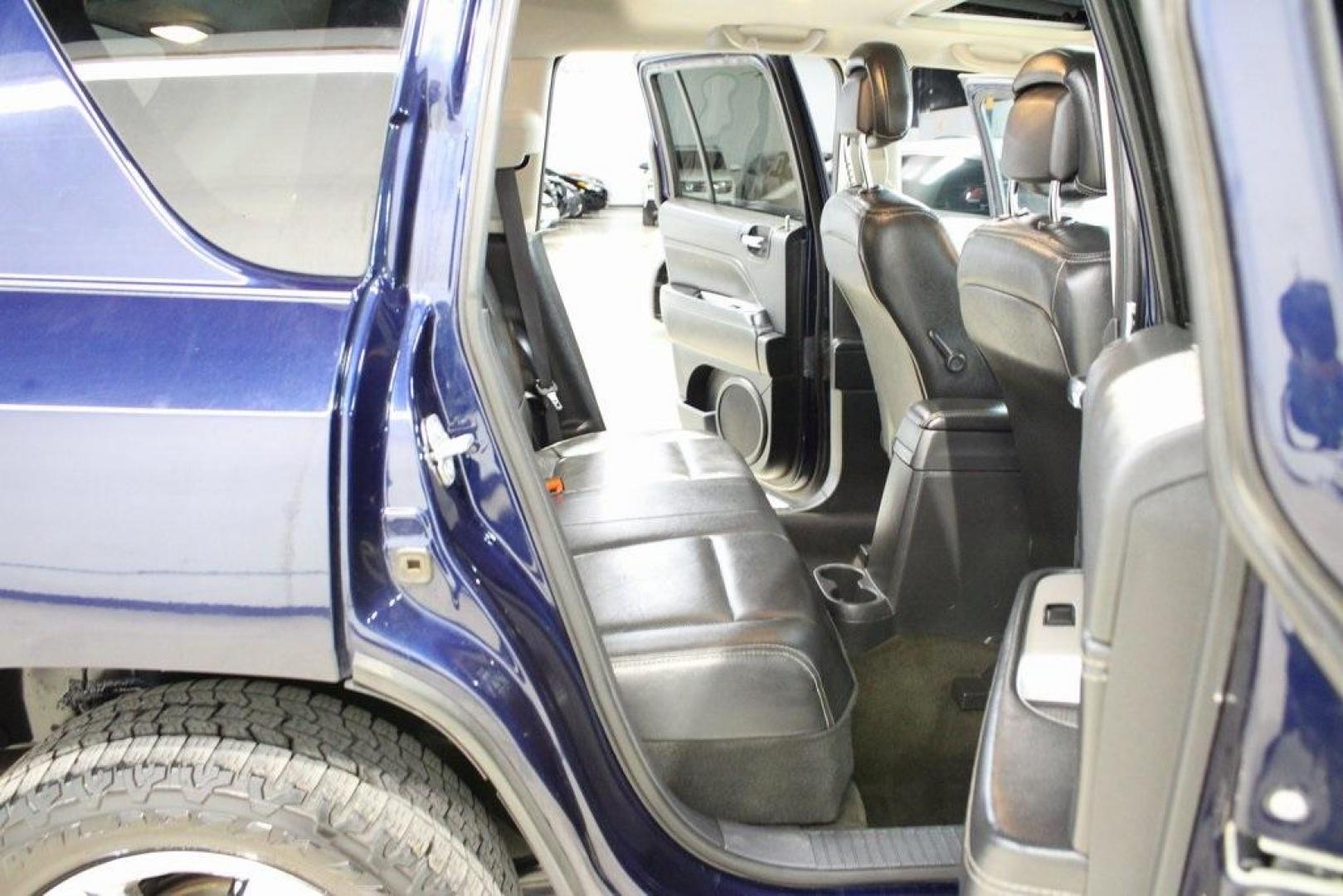 2016 True Blue Pearlcoat /Gray Jeep Compass High Altitude (1C4NJDEB3GD) with an 2.4L I4 DOHC 16V Dual VVT engine, Automatic transmission, located at 15300 Midway Rd., Addison, TX, 75001, (972) 702-0011, 32.958321, -96.838074 - Introducing the 2016 Jeep Compass High Altitude, now available at Midway Auto Group in Addison, Texas. This versatile SUV combines rugged capability with refined comfort, making it an excellent choice for both urban commutes and weekend adventures.<br><br>Key Features:<br><br>Engine: 2.4L I4 DOHC 16 - Photo#19