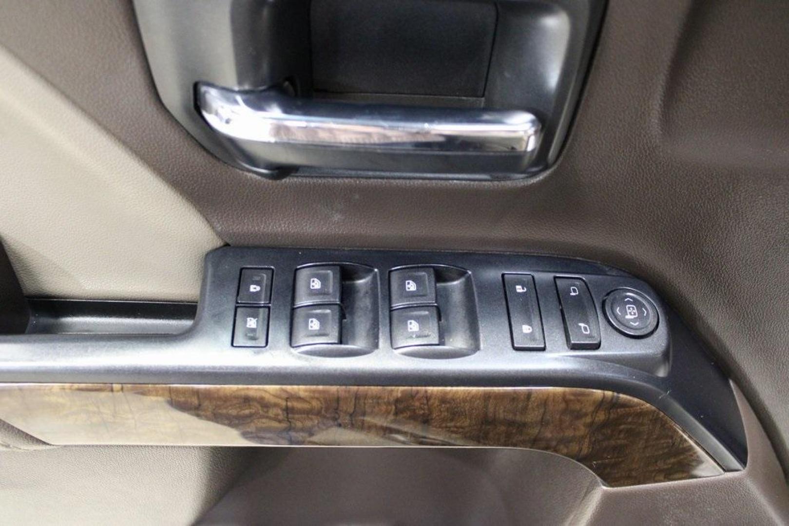 2017 Black /Cocoa/Dune Chevrolet Silverado 1500 LT (3GCPCREC5HG) with an EcoTec3 5.3L V8 engine, Automatic transmission, located at 15300 Midway Rd., Addison, TX, 75001, (972) 702-0011, 32.958321, -96.838074 - HOME OF THE NO HAGGLE PRICE - WHOLESALE PRICES TO THE PUBLIC!! Silverado 1500 LT LT1, 4D Crew Cab, EcoTec3 5.3L V8, 6-Speed Automatic Electronic with Overdrive, RWD, Black, Cocoa/Dune Cloth. Odometer is 1392 miles below market average!<br><br>Black 2017 Chevrolet Silverado 1500 LT<br><br><br>Awards: - Photo#29