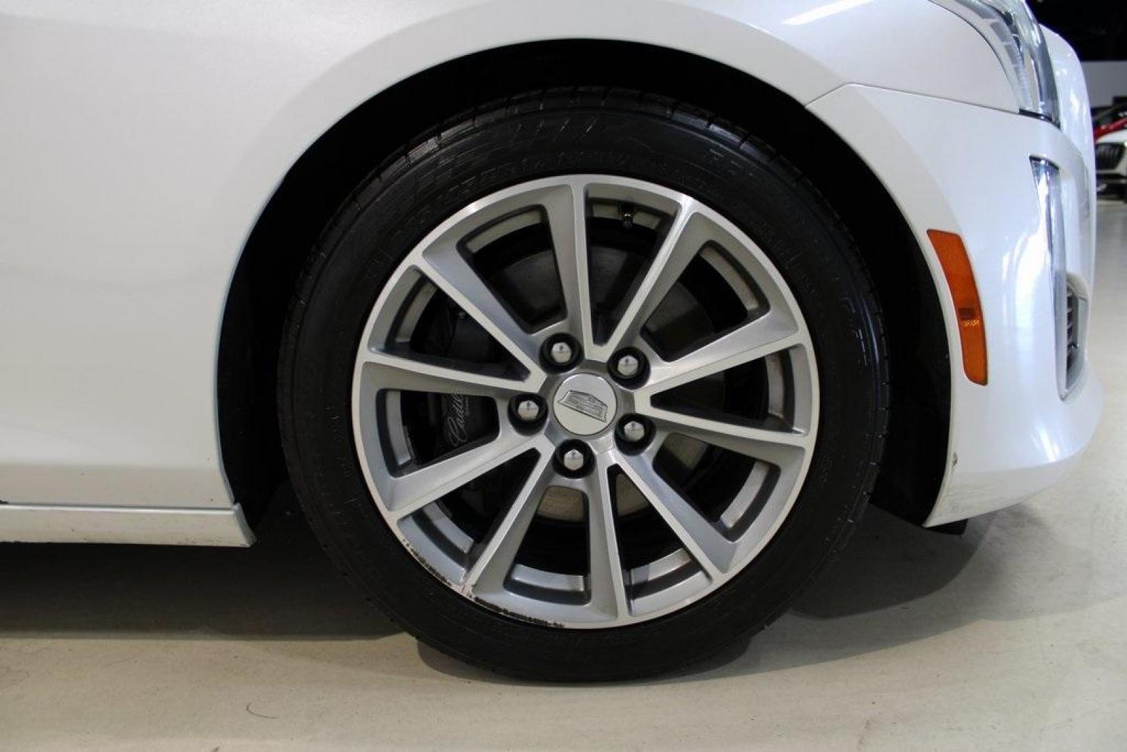 2019 Crystal White Tricoat /Light Platinum With Jet Black Accents Cadillac CTS 2.0L Turbo Luxury (1G6AR5SX9K0) with an 2.0L Turbo I4 DI DOHC VVT engine, Automatic transmission, located at 15300 Midway Rd., Addison, TX, 75001, (972) 702-0011, 32.958321, -96.838074 - Photo#11