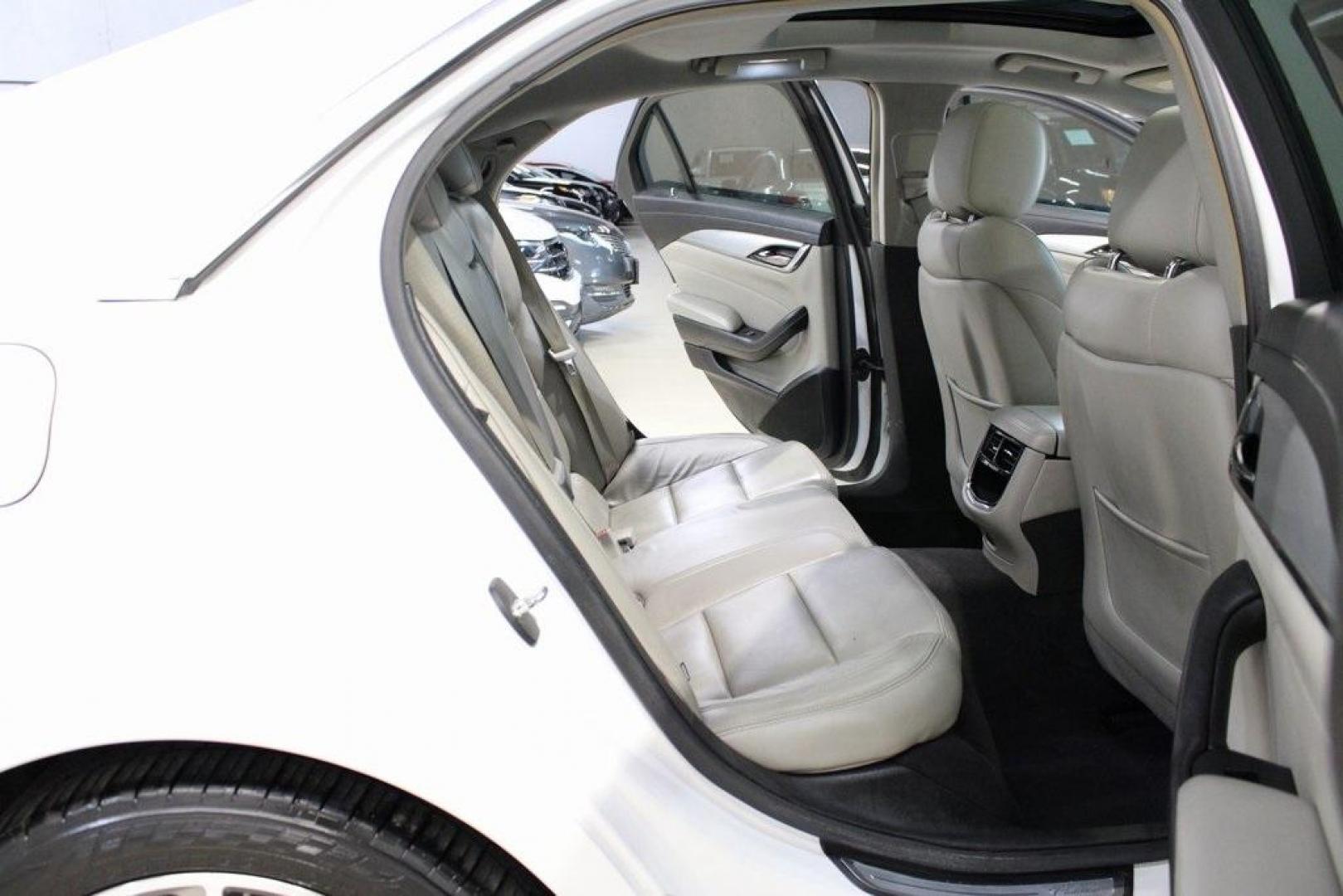 2019 Crystal White Tricoat /Light Platinum With Jet Black Accents Cadillac CTS 2.0L Turbo Luxury (1G6AR5SX9K0) with an 2.0L Turbo I4 DI DOHC VVT engine, Automatic transmission, located at 15300 Midway Rd., Addison, TX, 75001, (972) 702-0011, 32.958321, -96.838074 - Photo#15