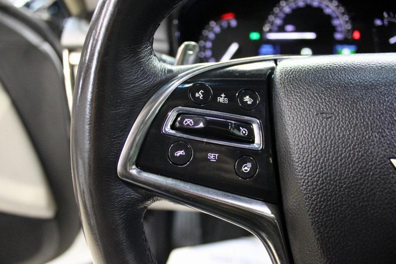 2019 Crystal White Tricoat /Light Platinum With Jet Black Accents Cadillac CTS 2.0L Turbo Luxury (1G6AR5SX9K0) with an 2.0L Turbo I4 DI DOHC VVT engine, Automatic transmission, located at 15300 Midway Rd., Addison, TX, 75001, (972) 702-0011, 32.958321, -96.838074 - Photo#25