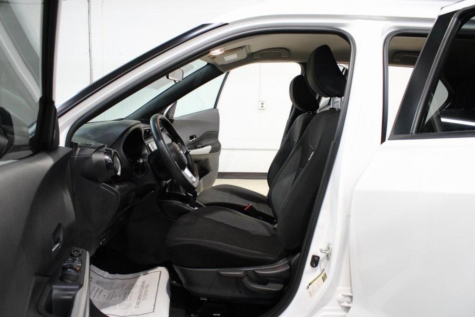 2019 Aspen White Tricoat /Charcoal Nissan Kicks SV (3N1CP5CU4KL) with an 1.6L 4-Cylinder DOHC 16V engine, CVT transmission, located at 15300 Midway Rd., Addison, TX, 75001, (972) 702-0011, 32.958321, -96.838074 - Photo#12