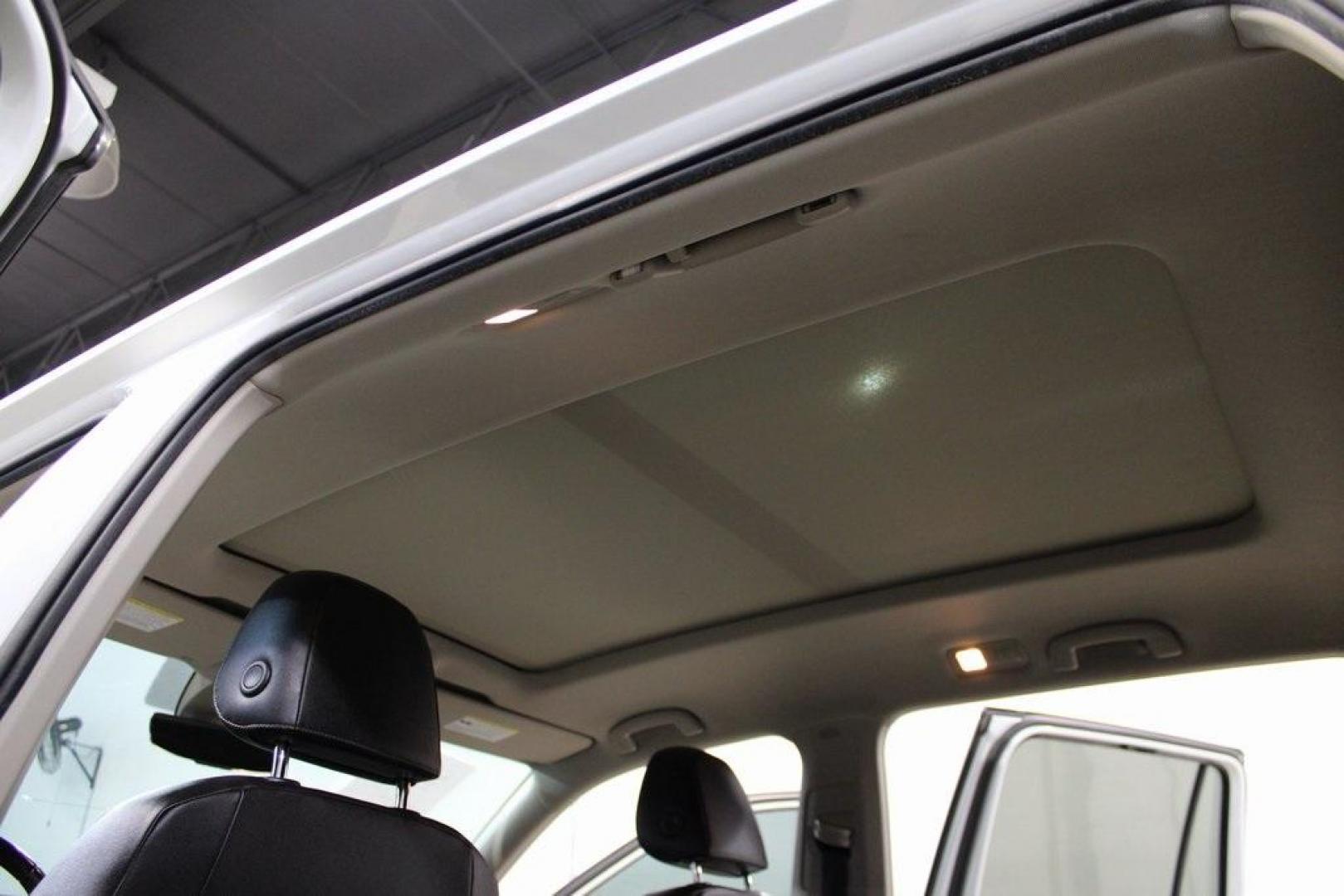 2019 Pure White /Titan Black Volkswagen Atlas 3.6L V6 SE (1V2WR2CA7KC) with an 3.6L VR6 engine, Automatic transmission, located at 15300 Midway Rd., Addison, TX, 75001, (972) 702-0011, 32.958321, -96.838074 - HOME OF THE NO HAGGLE PRICE - WHOLESALE PRICES TO THE PUBLIC!! Atlas 3.6L V6 SE w/Technology, 4D Sport Utility, 3.6L VR6, 8-Speed Automatic with Tiptronic, FWD.<br><br>Deep Black Pearl 2019 Volkswagen Atlas 3.6L V6 SE<br><br><br>Awards:<br> * 2019 KBB.com 12 Best Family Cars * 2019 KBB.com 10 Bes - Photo#13