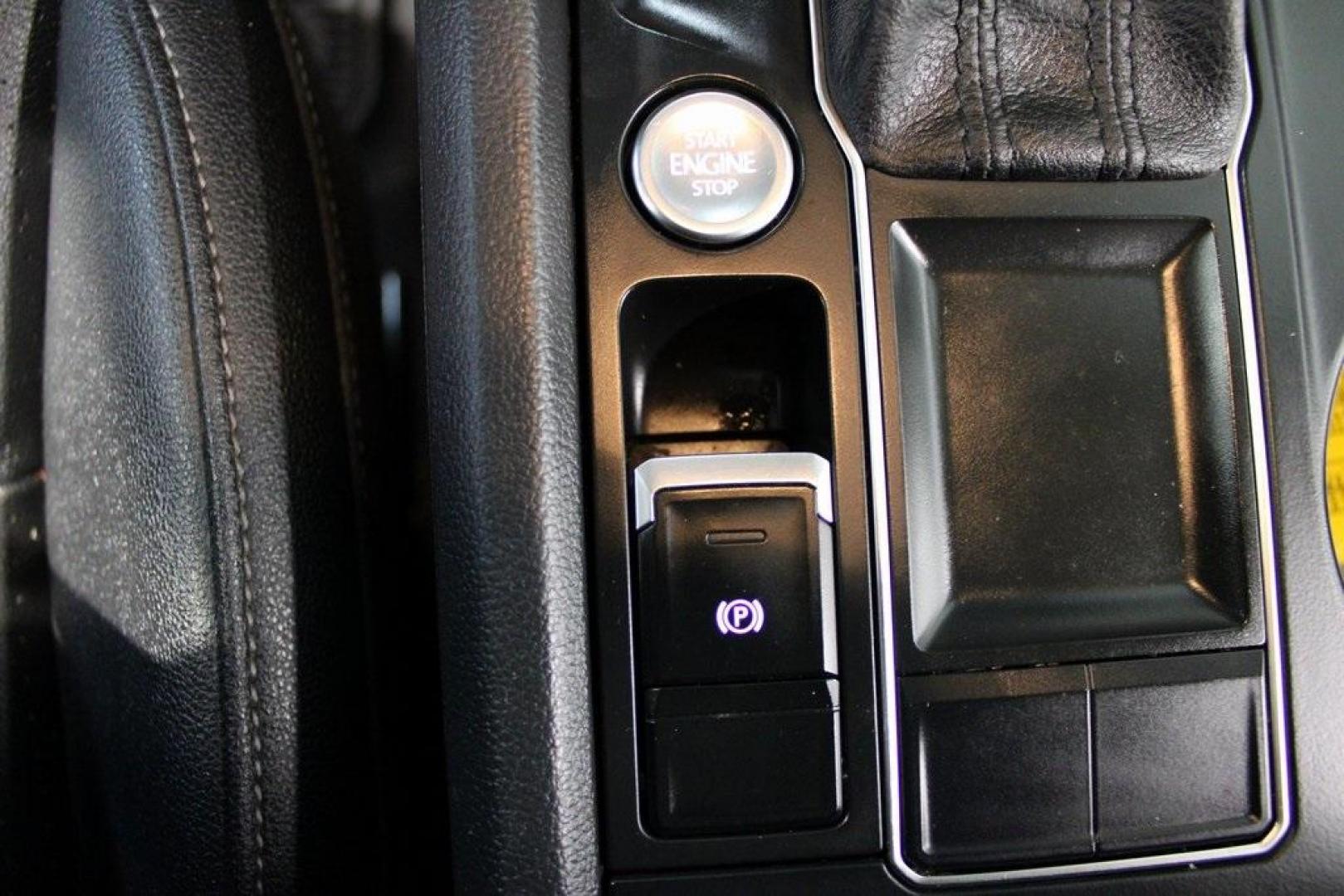 2019 Pure White /Titan Black Volkswagen Atlas 3.6L V6 SE (1V2WR2CA7KC) with an 3.6L VR6 engine, Automatic transmission, located at 15300 Midway Rd., Addison, TX, 75001, (972) 702-0011, 32.958321, -96.838074 - HOME OF THE NO HAGGLE PRICE - WHOLESALE PRICES TO THE PUBLIC!! Atlas 3.6L V6 SE w/Technology, 4D Sport Utility, 3.6L VR6, 8-Speed Automatic with Tiptronic, FWD.<br><br>Deep Black Pearl 2019 Volkswagen Atlas 3.6L V6 SE<br><br><br>Awards:<br> * 2019 KBB.com 12 Best Family Cars * 2019 KBB.com 10 Bes - Photo#21
