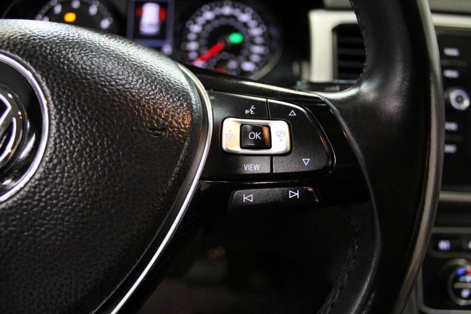 2019 Pure White /Titan Black Volkswagen Atlas 3.6L V6 SE (1V2WR2CA7KC) with an 3.6L VR6 engine, Automatic transmission, located at 15300 Midway Rd., Addison, TX, 75001, (972) 702-0011, 32.958321, -96.838074 - HOME OF THE NO HAGGLE PRICE - WHOLESALE PRICES TO THE PUBLIC!! Atlas 3.6L V6 SE w/Technology, 4D Sport Utility, 3.6L VR6, 8-Speed Automatic with Tiptronic, FWD.<br><br>Deep Black Pearl 2019 Volkswagen Atlas 3.6L V6 SE<br><br><br>Awards:<br> * 2019 KBB.com 12 Best Family Cars * 2019 KBB.com 10 Bes - Photo#26