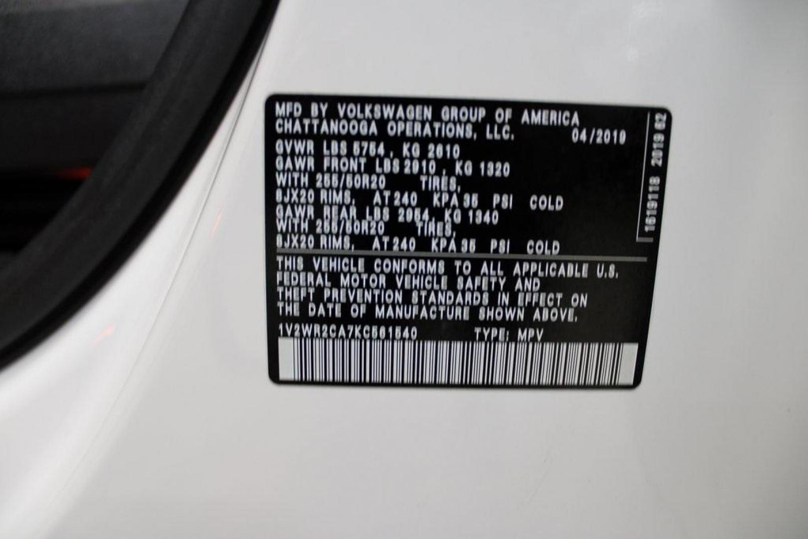 2019 Pure White /Titan Black Volkswagen Atlas 3.6L V6 SE (1V2WR2CA7KC) with an 3.6L VR6 engine, Automatic transmission, located at 15300 Midway Rd., Addison, TX, 75001, (972) 702-0011, 32.958321, -96.838074 - HOME OF THE NO HAGGLE PRICE - WHOLESALE PRICES TO THE PUBLIC!! Atlas 3.6L V6 SE w/Technology, 4D Sport Utility, 3.6L VR6, 8-Speed Automatic with Tiptronic, FWD.<br><br>Deep Black Pearl 2019 Volkswagen Atlas 3.6L V6 SE<br><br><br>Awards:<br> * 2019 KBB.com 12 Best Family Cars * 2019 KBB.com 10 Bes - Photo#33