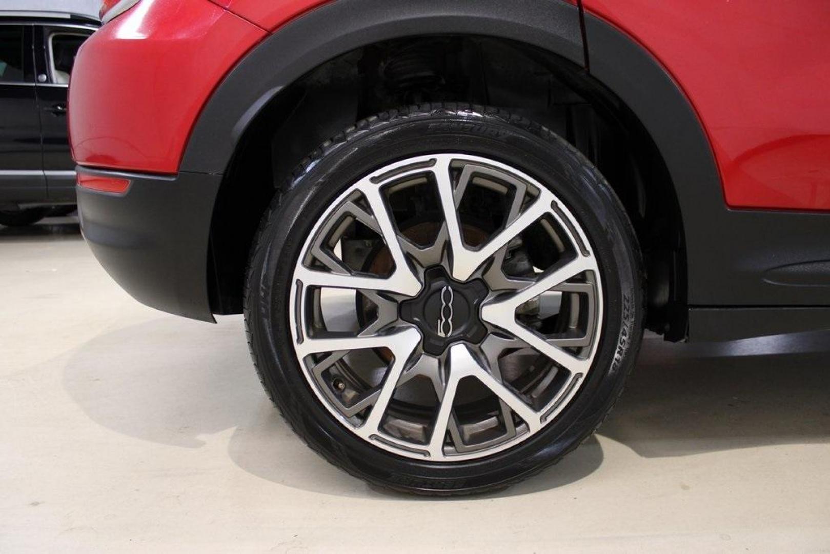 2018 Amore Red Metallic /Black Fiat 500X Trekking (ZFBCFXCB2JP) with an 2.4L I4 engine, Automatic transmission, located at 15300 Midway Rd., Addison, TX, 75001, (972) 702-0011, 32.958321, -96.838074 - Photo#10