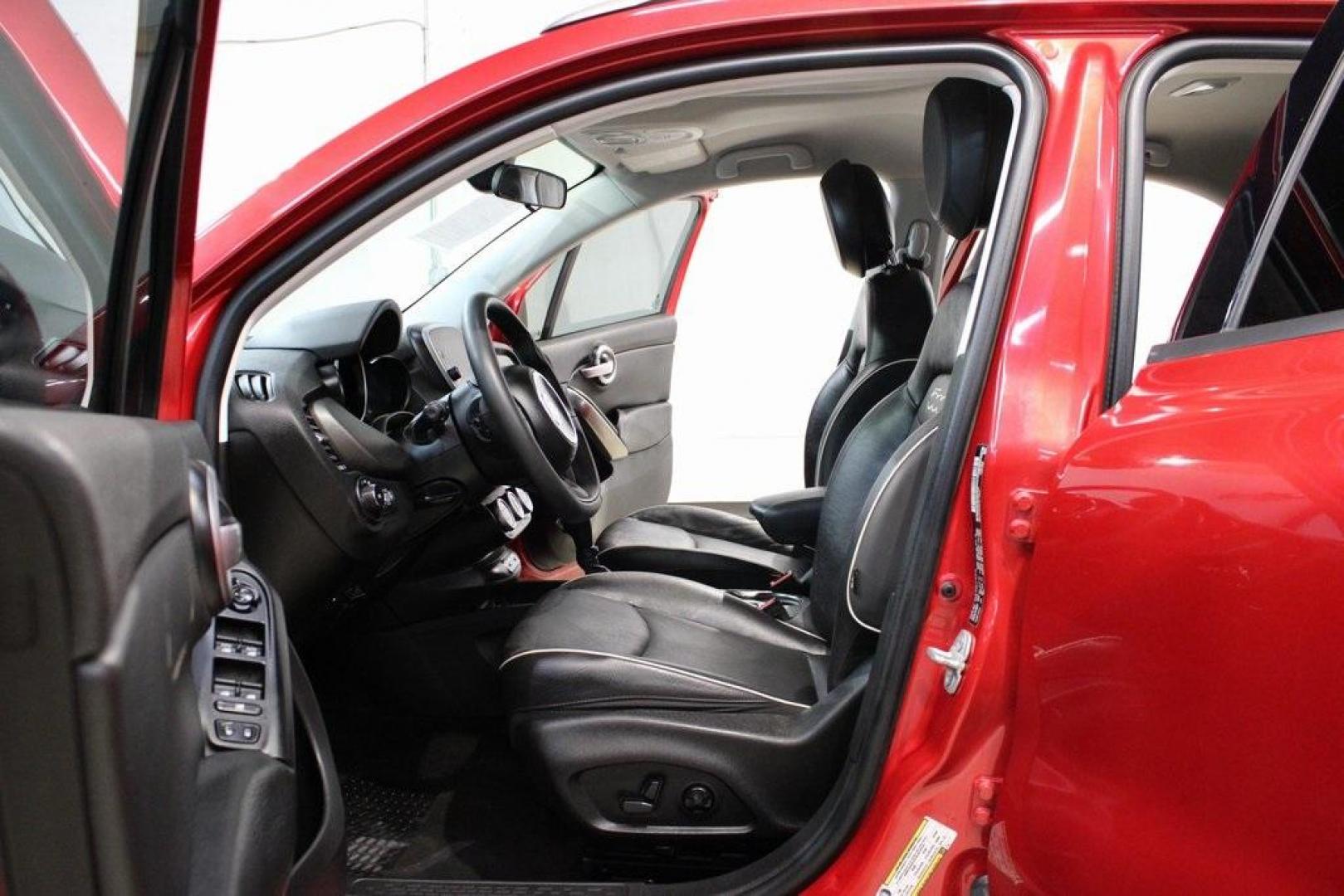 2018 Amore Red Metallic /Black Fiat 500X Trekking (ZFBCFXCB2JP) with an 2.4L I4 engine, Automatic transmission, located at 15300 Midway Rd., Addison, TX, 75001, (972) 702-0011, 32.958321, -96.838074 - Photo#12