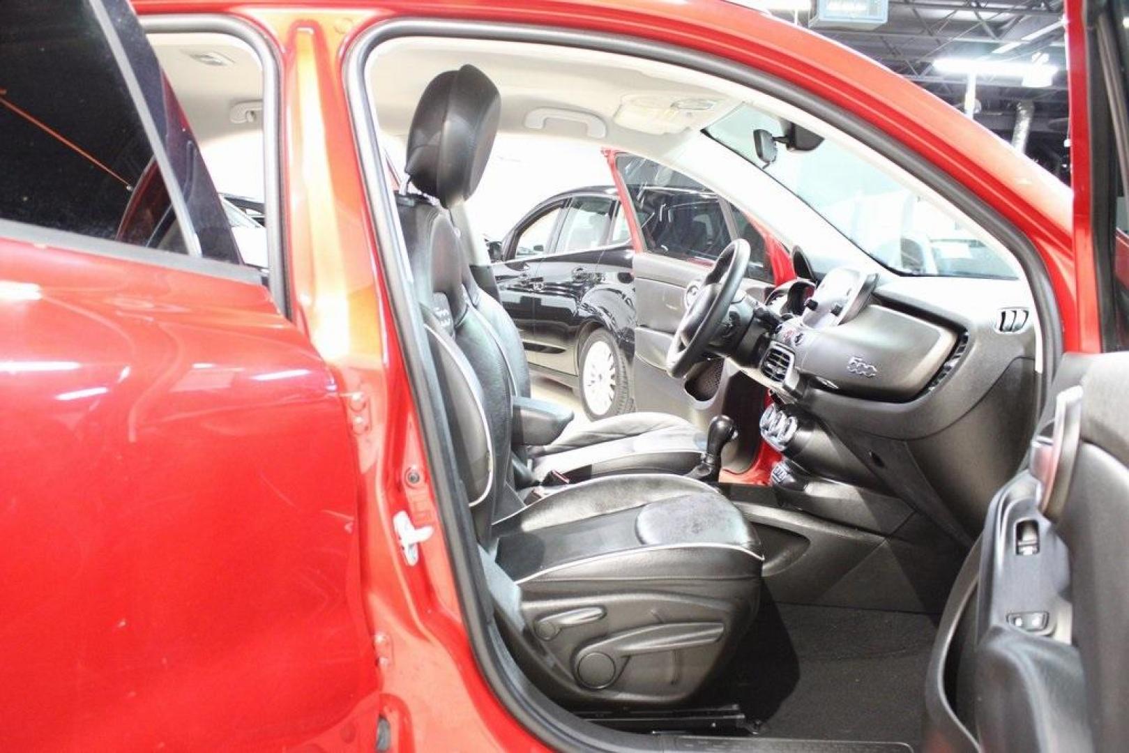 2018 Amore Red Metallic /Black Fiat 500X Trekking (ZFBCFXCB2JP) with an 2.4L I4 engine, Automatic transmission, located at 15300 Midway Rd., Addison, TX, 75001, (972) 702-0011, 32.958321, -96.838074 - Photo#13