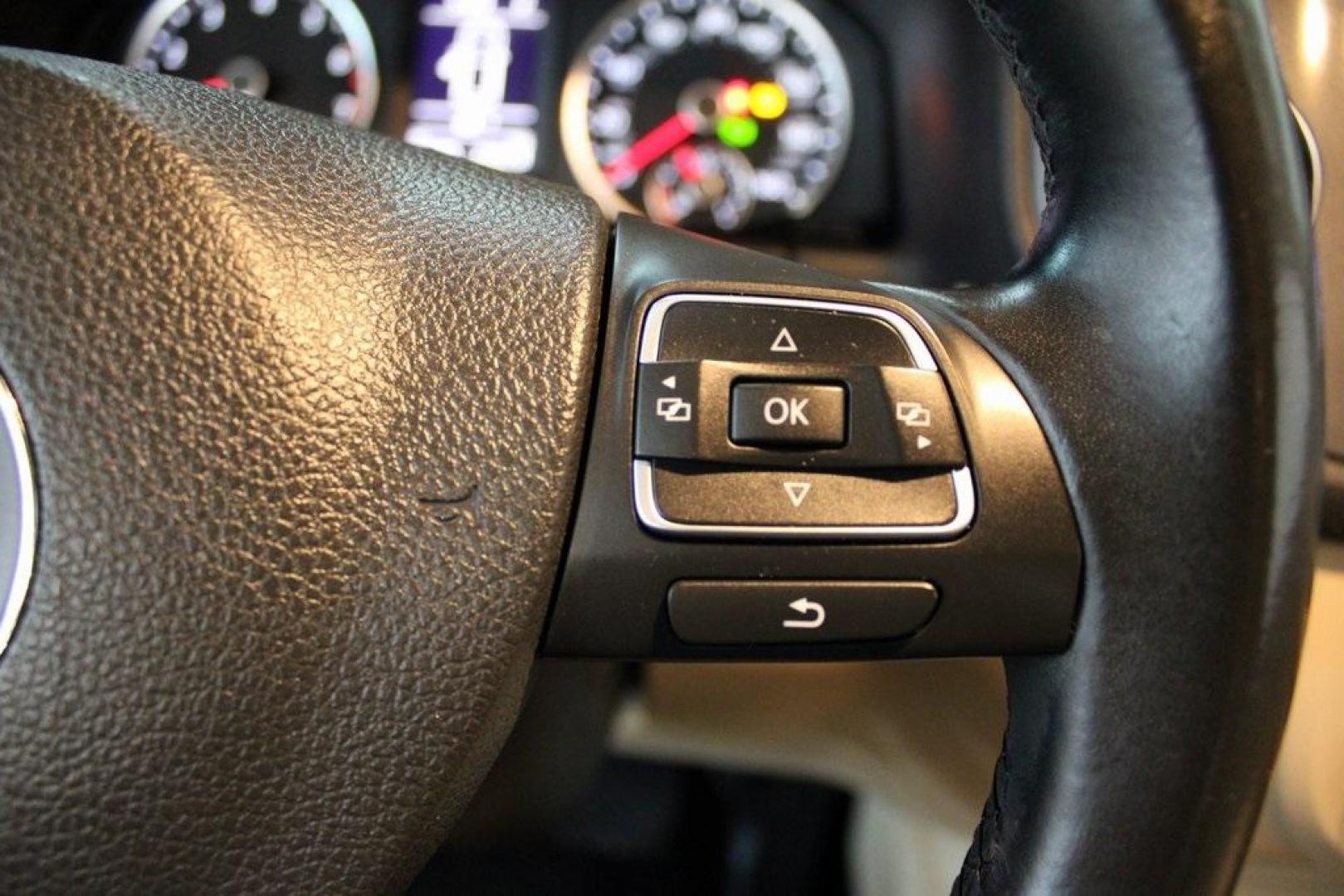 2016 Pure White Volkswagen Tiguan S (WVGAV7AX2GW) with an 2.0L 4-Cylinder Turbocharged engine, Automatic transmission, located at 15300 Midway Rd., Addison, TX, 75001, (972) 702-0011, 32.958321, -96.838074 - Photo#22