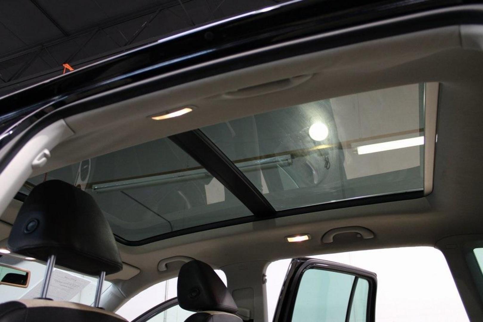 2017 Deep Black /Beige/Black Volkswagen Tiguan 2.0T Wolfsburg Edition (WVGRV7AX9HW) with an 2.0L TSI DOHC engine, Automatic transmission, located at 15300 Midway Rd., Addison, TX, 75001, (972) 702-0011, 32.958321, -96.838074 - Photo#13