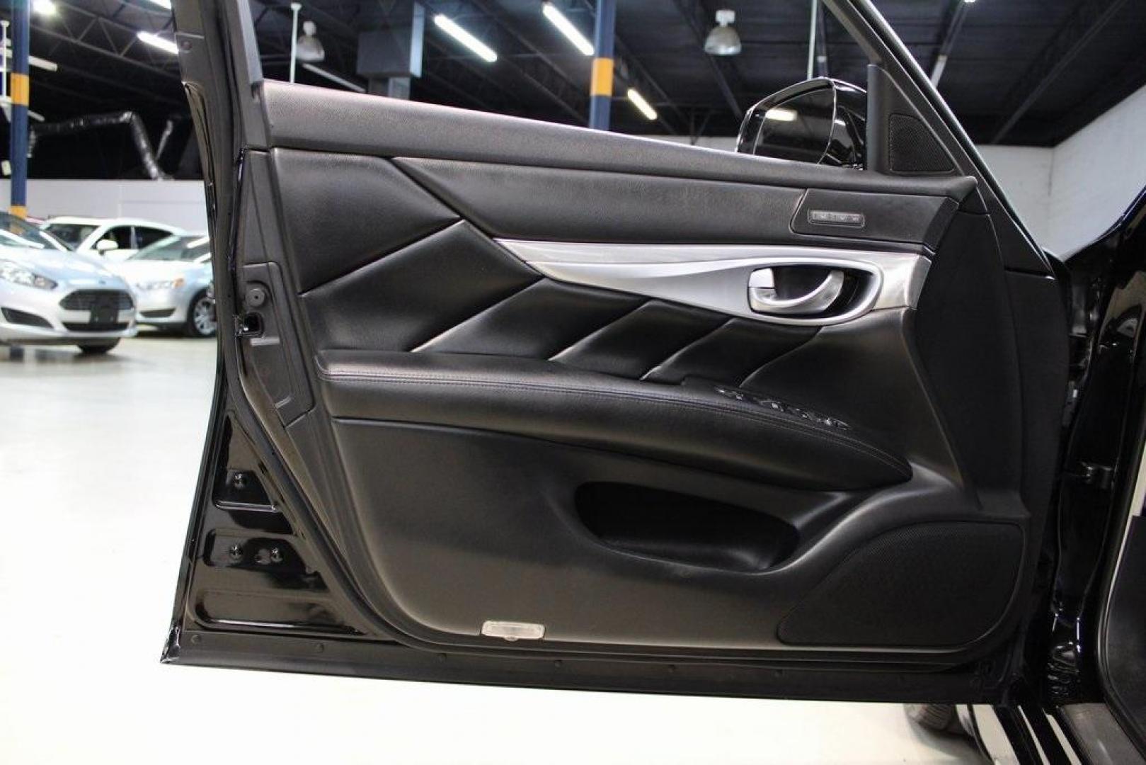 2019 Black Obsidian /Graphite INFINITI Q70L 3.7 (JN1BY1PP7KM) with an 3.7L V6 DOHC 24V VVEL engine, Automatic transmission, located at 15300 Midway Rd., Addison, TX, 75001, (972) 702-0011, 32.958321, -96.838074 - Introducing the 2019 INFINITI Q70 3.7 LUXE AWD, now available at Midway Auto Group in Addison, Texas. This sophisticated sedan seamlessly blends performance, luxury, and advanced technology, offering an exceptional driving experience for discerning motorists.<br><br>Key Features:<br><br>Engine: 3.7- - Photo#27