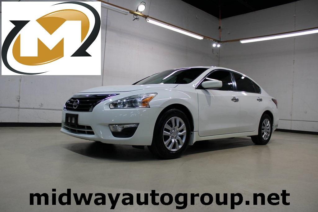 photo of 2015 Nissan Altima 2.5 S