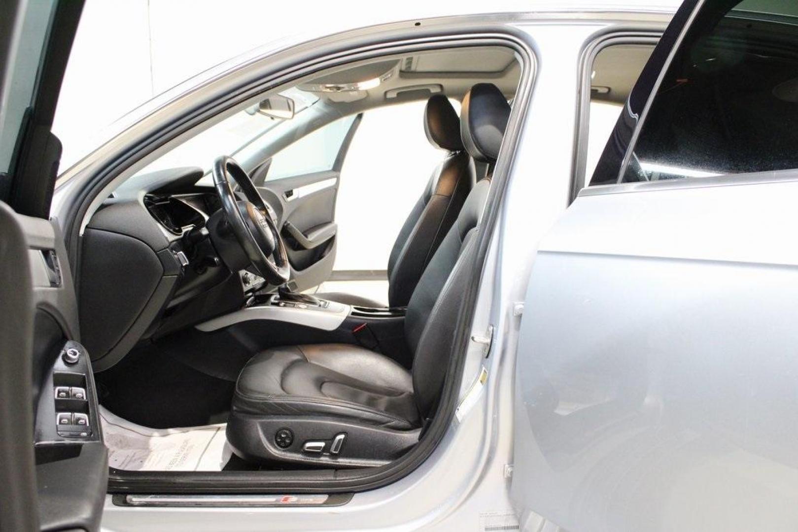 2016 Florett Silver Metallic Audi A4 2.0T Premium (WAUAFAFL7GN) with an 2.0L 4-Cylinder TFSI DOHC engine, CVT transmission, located at 15300 Midway Rd., Addison, TX, 75001, (972) 702-0011, 32.958321, -96.838074 - Photo#13