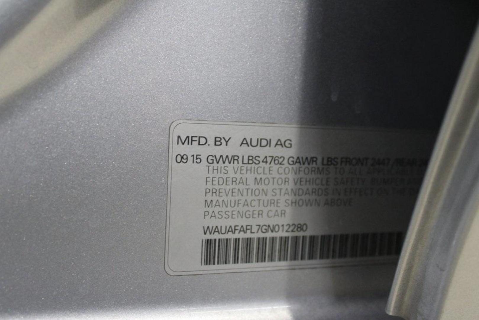 2016 Florett Silver Metallic Audi A4 2.0T Premium (WAUAFAFL7GN) with an 2.0L 4-Cylinder TFSI DOHC engine, CVT transmission, located at 15300 Midway Rd., Addison, TX, 75001, (972) 702-0011, 32.958321, -96.838074 - Photo#30