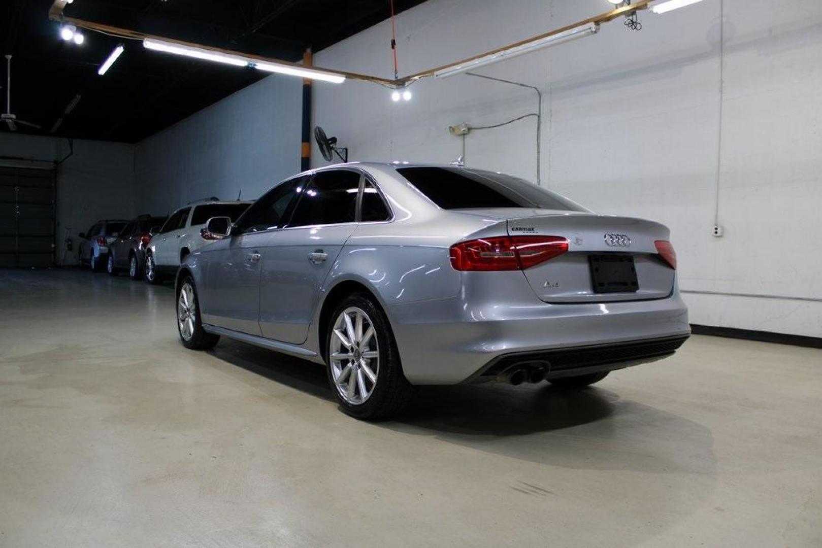 2016 Florett Silver Metallic Audi A4 2.0T Premium (WAUAFAFL7GN) with an 2.0L 4-Cylinder TFSI DOHC engine, CVT transmission, located at 15300 Midway Rd., Addison, TX, 75001, (972) 702-0011, 32.958321, -96.838074 - Photo#3