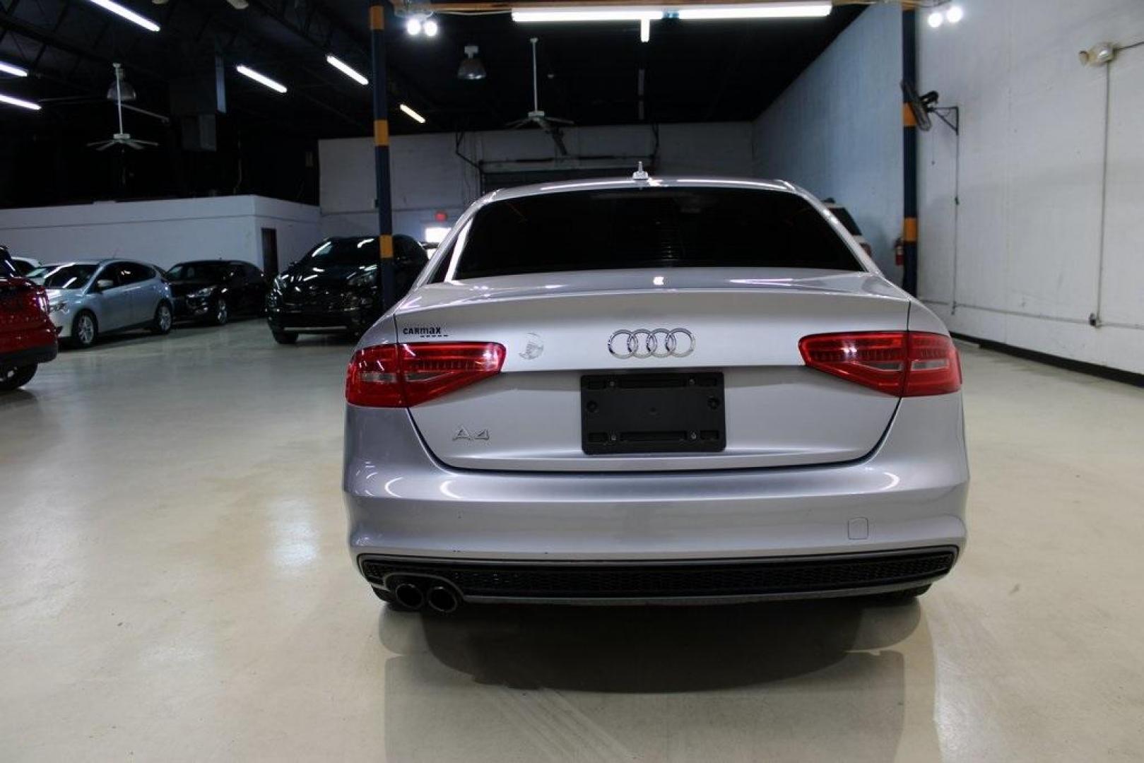 2016 Florett Silver Metallic Audi A4 2.0T Premium (WAUAFAFL7GN) with an 2.0L 4-Cylinder TFSI DOHC engine, CVT transmission, located at 15300 Midway Rd., Addison, TX, 75001, (972) 702-0011, 32.958321, -96.838074 - Photo#7