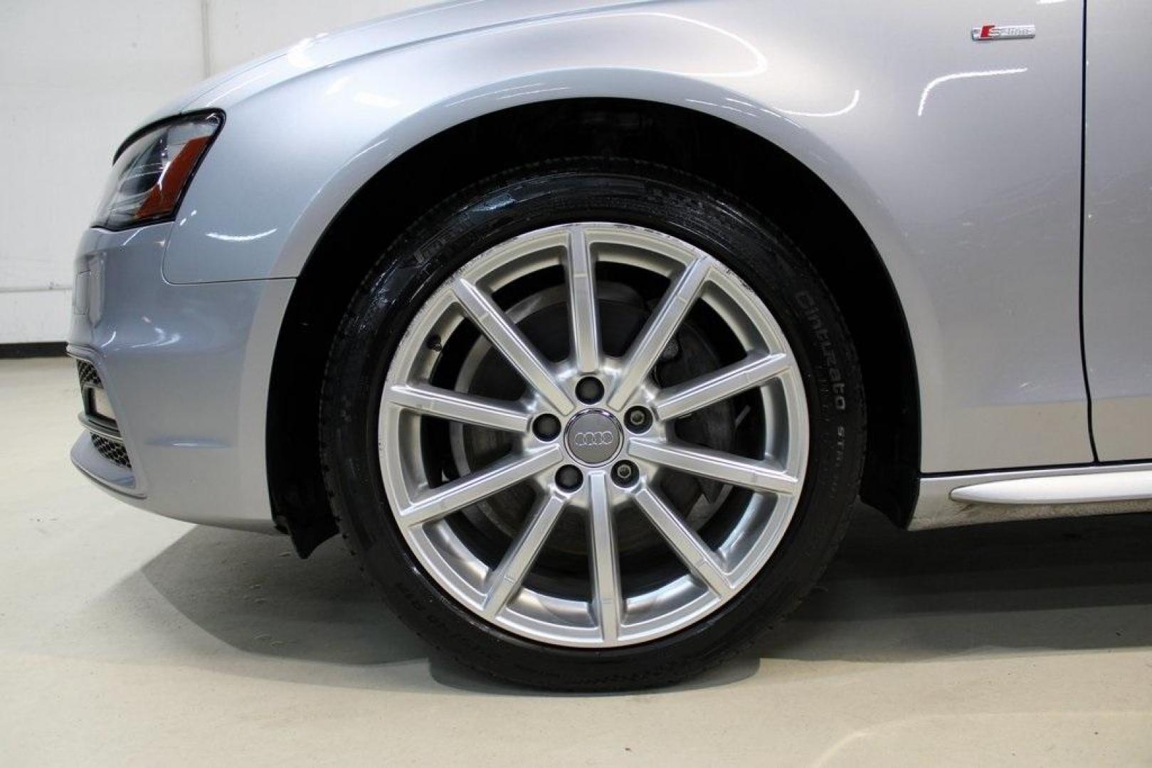 2016 Florett Silver Metallic Audi A4 2.0T Premium (WAUAFAFL7GN) with an 2.0L 4-Cylinder TFSI DOHC engine, CVT transmission, located at 15300 Midway Rd., Addison, TX, 75001, (972) 702-0011, 32.958321, -96.838074 - Photo#8