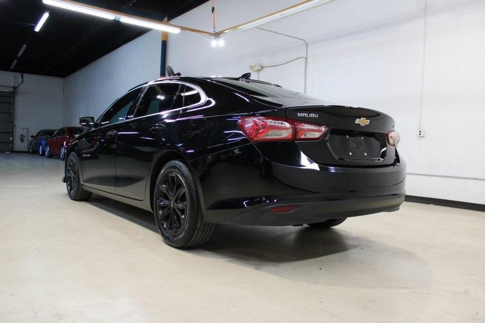 2020 Mosaic Black Metallic /Jet Black Chevrolet Malibu LT (1G1ZD5ST1LF) with an 1.5L DOHC engine, CVT transmission, located at 15300 Midway Rd., Addison, TX, 75001, (972) 702-0011, 32.958321, -96.838074 - Photo#3