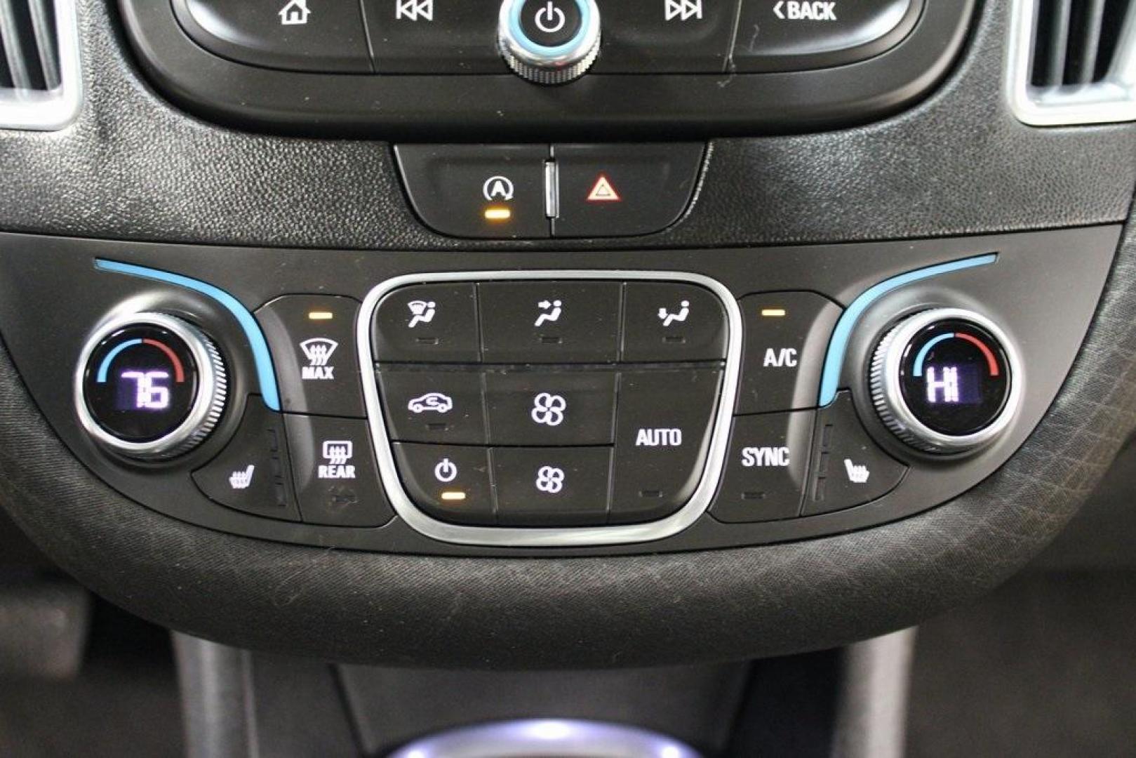 2020 Mosaic Black Metallic /Jet Black Chevrolet Malibu LT (1G1ZD5ST1LF) with an 1.5L DOHC engine, CVT transmission, located at 15300 Midway Rd., Addison, TX, 75001, (972) 702-0011, 32.958321, -96.838074 - Photo#20