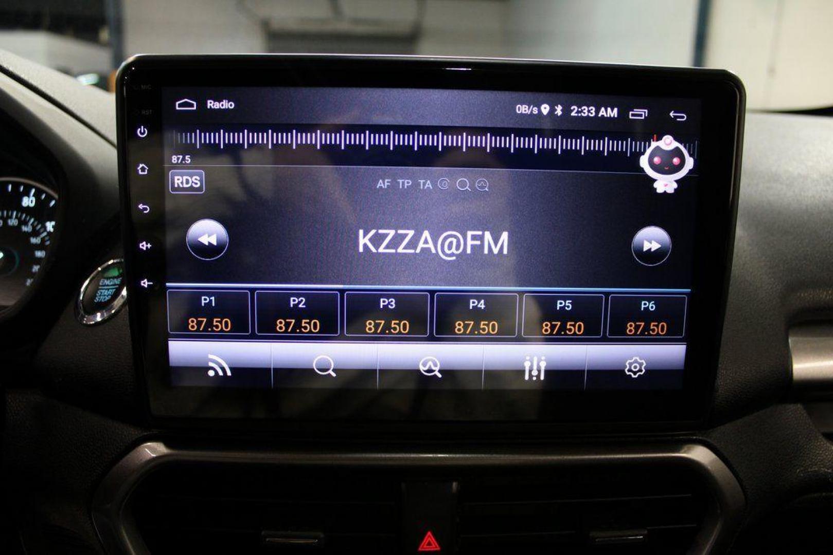 2019 Smoke /Ebony Black Ford EcoSport SE (MAJ3S2GE4KC) with an EcoBoost 1.0L I3 GTDi DOHC Turbocharged VCT engine, Automatic transmission, located at 15300 Midway Rd., Addison, TX, 75001, (972) 702-0011, 32.958321, -96.838074 - HOME OF THE NO HAGGLE PRICE - WHOLESALE PRICES TO THE PUBLIC!!<br><br>Smoke 2019 Ford EcoSport SE<br><br>27/29 City/Highway MPG<br><br><br>At Midway Auto Group, we strive to provide you with the best quality vehicles for the lowest possible price, and this 2019 Ford EcoSport is no exception,We finan - Photo#18