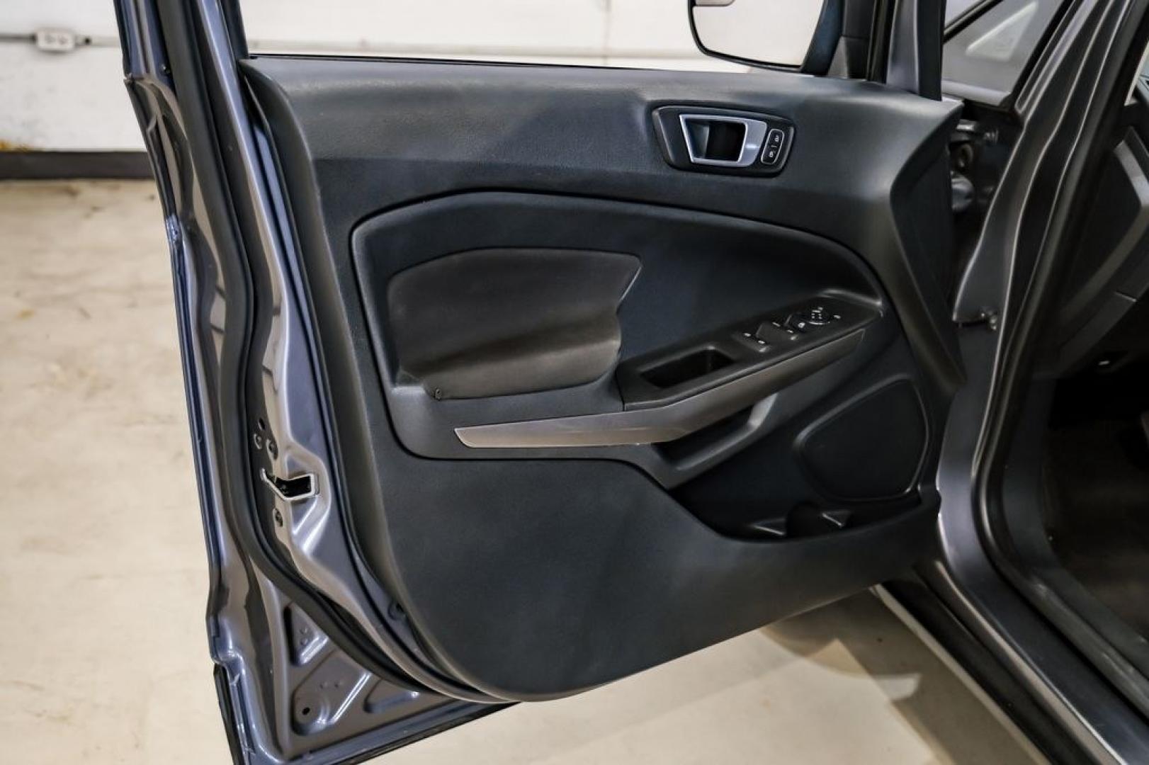 2019 Smoke Metallic /Black Ford EcoSport SE (MAJ3S2GE4KC) with an EcoBoost 1.0L I3 GTDi DOHC Turbocharged VCT engine, Automatic transmission, located at 15300 Midway Rd., Addison, TX, 75001, (972) 702-0011, 32.958321, -96.838074- Photo#41