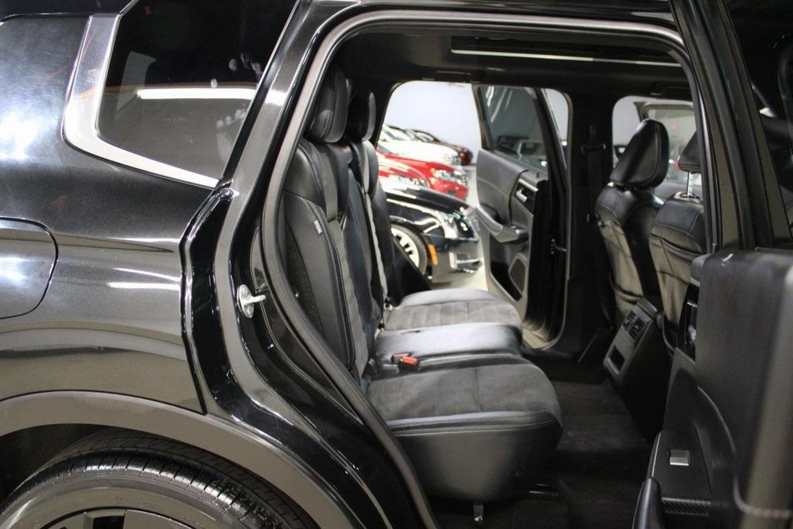2022 Black /Black Mitsubishi Outlander SE (JA4J4UA88NZ) with an 2.5L 4-Cylinder DOHC engine, CVT transmission, located at 15300 Midway Rd., Addison, TX, 75001, (972) 702-0011, 32.958321, -96.838074 - Introducing the 2022 Mitsubishi Outlander Black Edition, now available at Midway Auto Group in Addison, Texas. This sleek and versatile SUV combines modern design with advanced features, offering a comfortable and connected driving experience.<br><br>Key Features:<br><br>Mileage: 127,641 miles<br><b - Photo#14