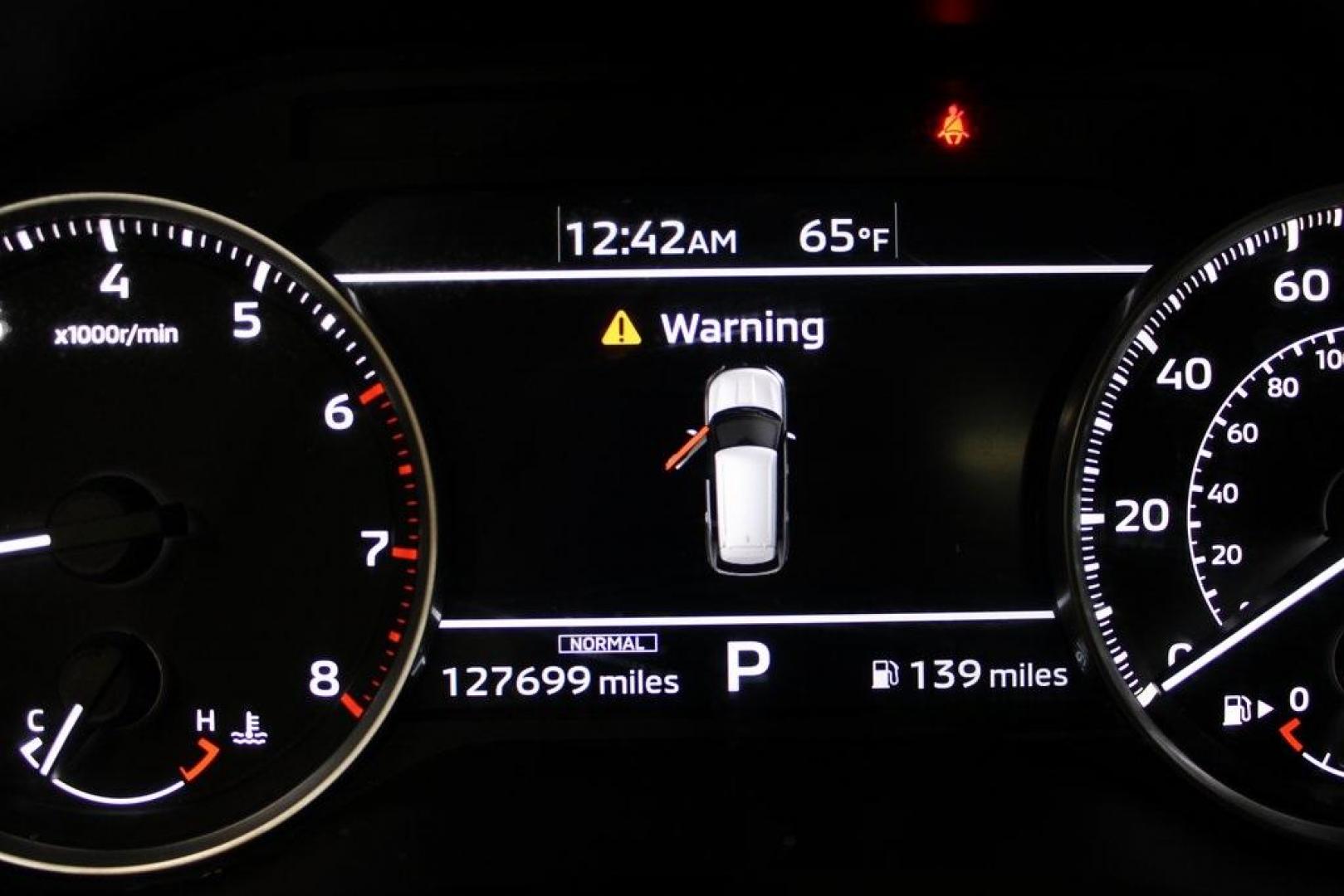 2022 Black /Black Mitsubishi Outlander SE (JA4J4UA88NZ) with an 2.5L 4-Cylinder DOHC engine, CVT transmission, located at 15300 Midway Rd., Addison, TX, 75001, (972) 702-0011, 32.958321, -96.838074 - Introducing the 2022 Mitsubishi Outlander Black Edition, now available at Midway Auto Group in Addison, Texas. This sleek and versatile SUV combines modern design with advanced features, offering a comfortable and connected driving experience.<br><br>Key Features:<br><br>Mileage: 127,641 miles<br><b - Photo#23