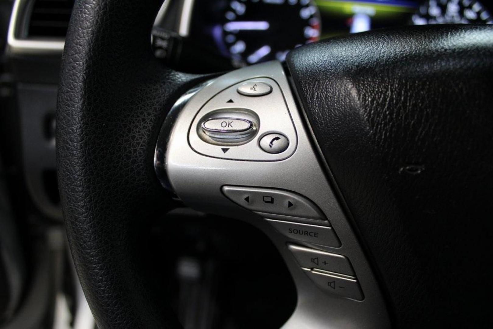 2017 Brilliant Silver Metallic /Graphite Nissan Murano S (5N1AZ2MG4HN) with an 3.5L V6 engine, CVT transmission, located at 15300 Midway Rd., Addison, TX, 75001, (972) 702-0011, 32.958321, -96.838074 - Midway Auto Group in Addison, TX, is pleased to offer this 2017 Nissan Murano S, a midsize crossover SUV that combines comfort, style, and performance.<br><br>Key Features:<br><br>Engine and Performance: Powered by a 3.5L V6 engine paired with a CVT transmission, delivering a balance of power and - Photo#24