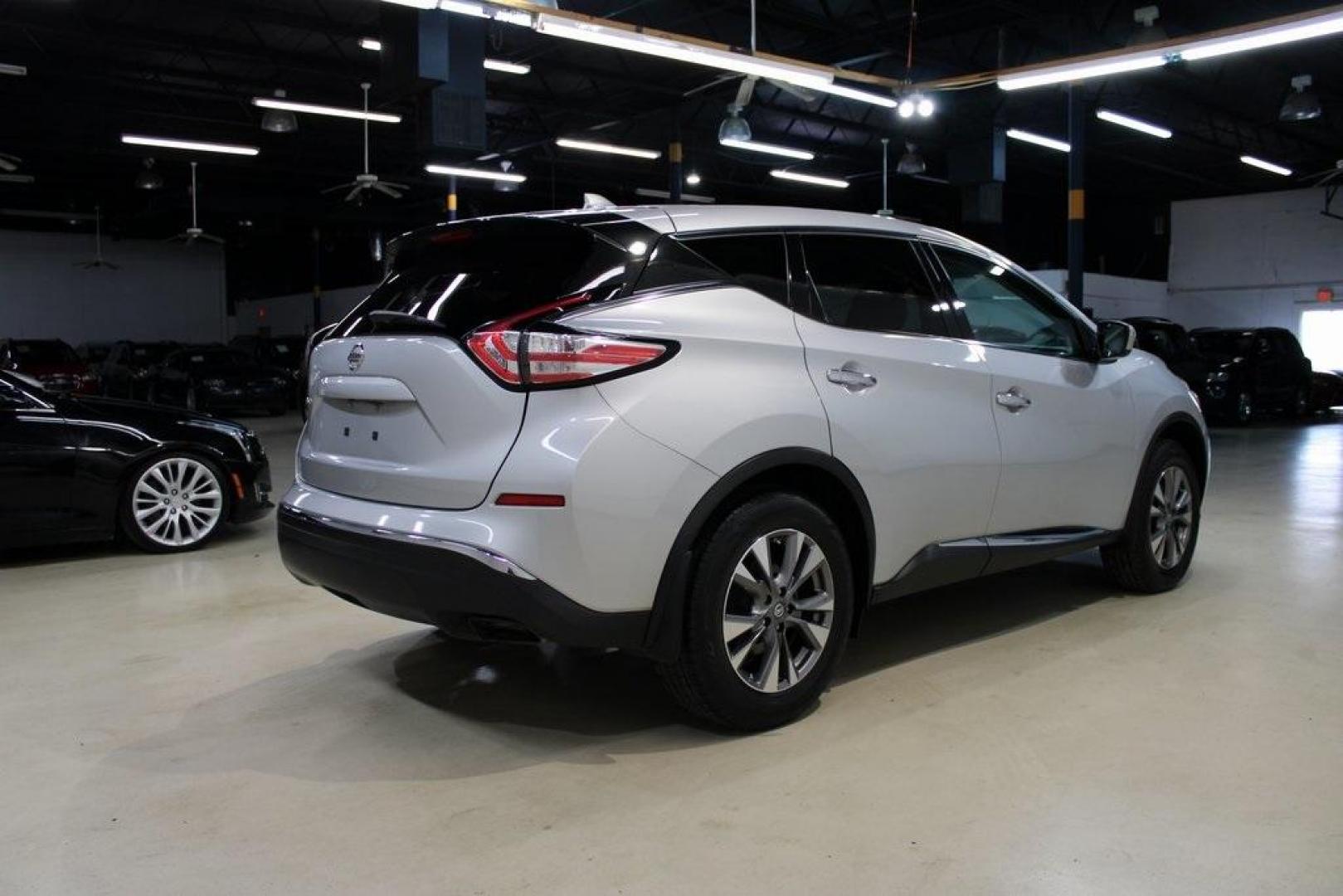 2017 Brilliant Silver Metallic /Graphite Nissan Murano S (5N1AZ2MG4HN) with an 3.5L V6 engine, CVT transmission, located at 15300 Midway Rd., Addison, TX, 75001, (972) 702-0011, 32.958321, -96.838074 - Midway Auto Group in Addison, TX, is pleased to offer this 2017 Nissan Murano S, a midsize crossover SUV that combines comfort, style, and performance.<br><br>Key Features:<br><br>Engine and Performance: Powered by a 3.5L V6 engine paired with a CVT transmission, delivering a balance of power and - Photo#2