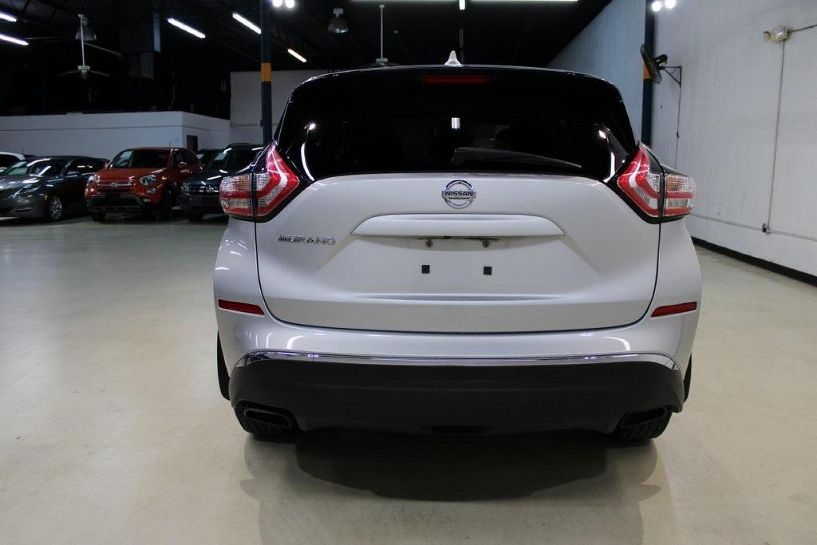 2017 Brilliant Silver Metallic /Graphite Nissan Murano S (5N1AZ2MG4HN) with an 3.5L V6 engine, CVT transmission, located at 15300 Midway Rd., Addison, TX, 75001, (972) 702-0011, 32.958321, -96.838074 - Midway Auto Group in Addison, TX, is pleased to offer this 2017 Nissan Murano S, a midsize crossover SUV that combines comfort, style, and performance.<br><br>Key Features:<br><br>Engine and Performance: Powered by a 3.5L V6 engine paired with a CVT transmission, delivering a balance of power and - Photo#7