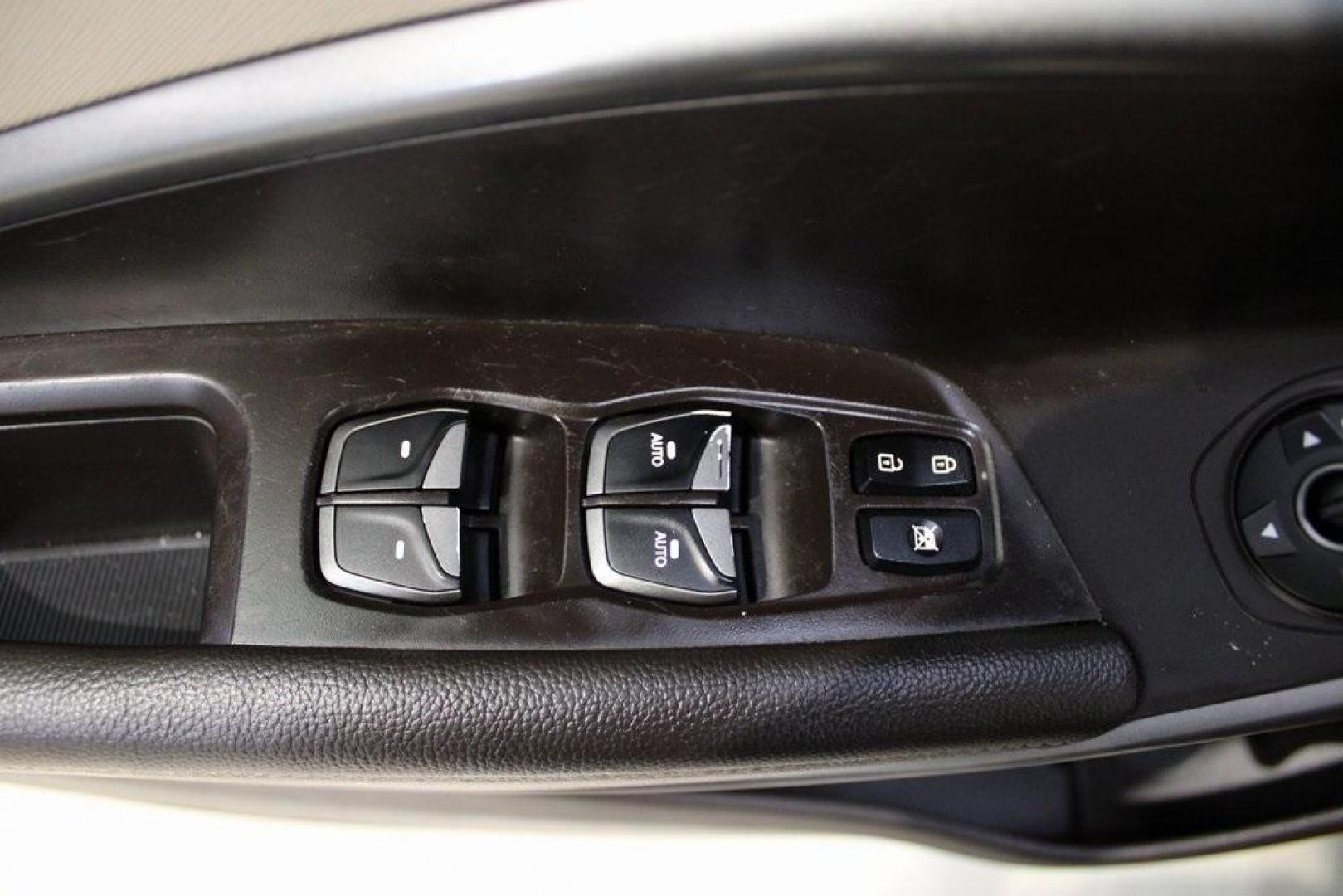 2017 Canyon Copper /Beige Hyundai Santa Fe Sport 2.4 Base (5XYZT3LB1HG) with an 2.4L I4 DGI DOHC 16V engine, Automatic transmission, located at 15300 Midway Rd., Addison, TX, 75001, (972) 702-0011, 32.958321, -96.838074 - Photo#25
