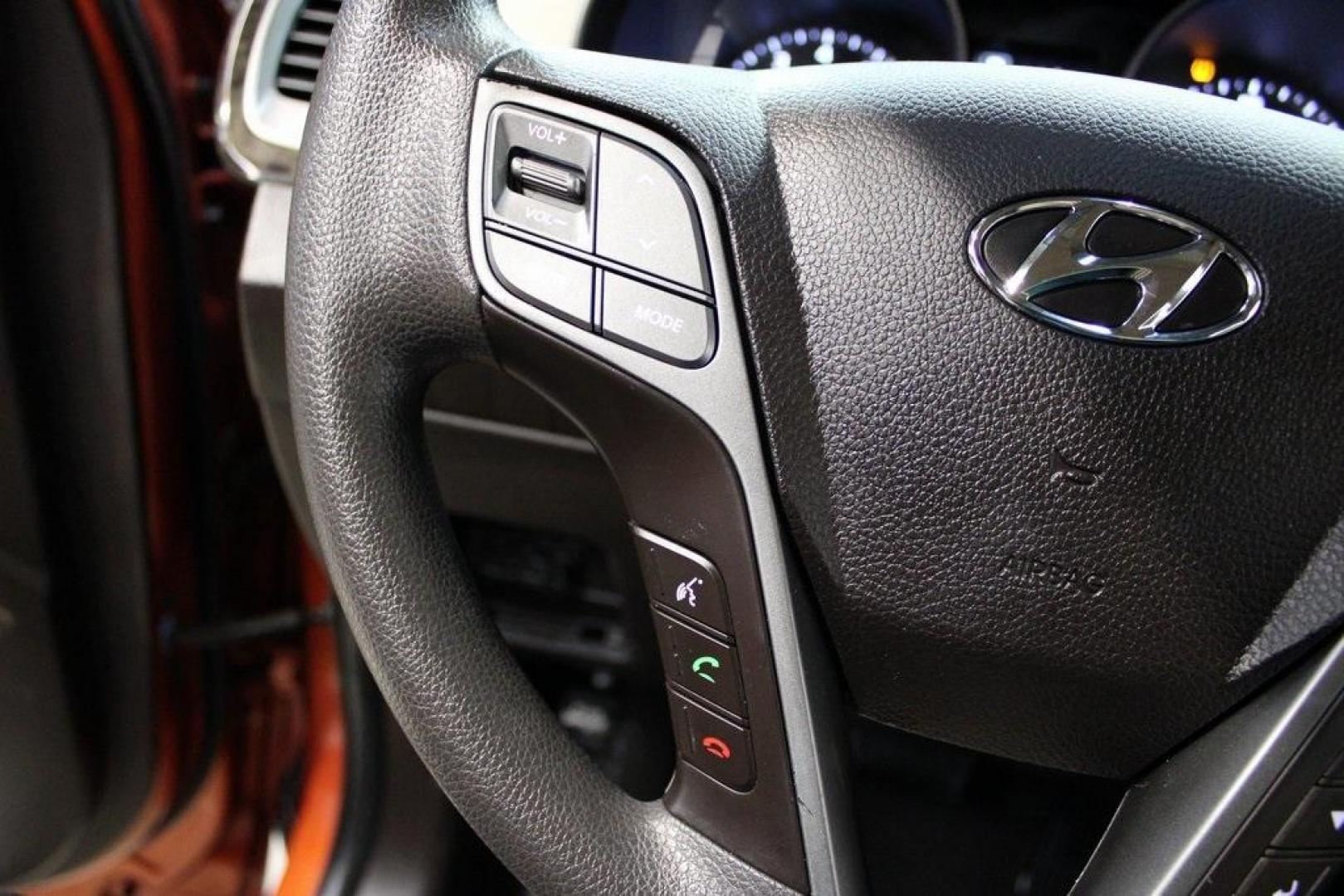 2017 Canyon Copper /Beige Hyundai Santa Fe Sport 2.4 Base (5XYZT3LB1HG) with an 2.4L I4 DGI DOHC 16V engine, Automatic transmission, located at 15300 Midway Rd., Addison, TX, 75001, (972) 702-0011, 32.958321, -96.838074 - Midway Auto Group in Addison, TX, is pleased to offer this 2017 Hyundai Santa Fe Sport, a versatile and stylish SUV that combines performance, comfort, and advanced features.<br><br>Key Features:<br><br>Engine and Performance: Powered by a 2.4-liter inline-4 engine, delivering a balance of power a - Photo#23