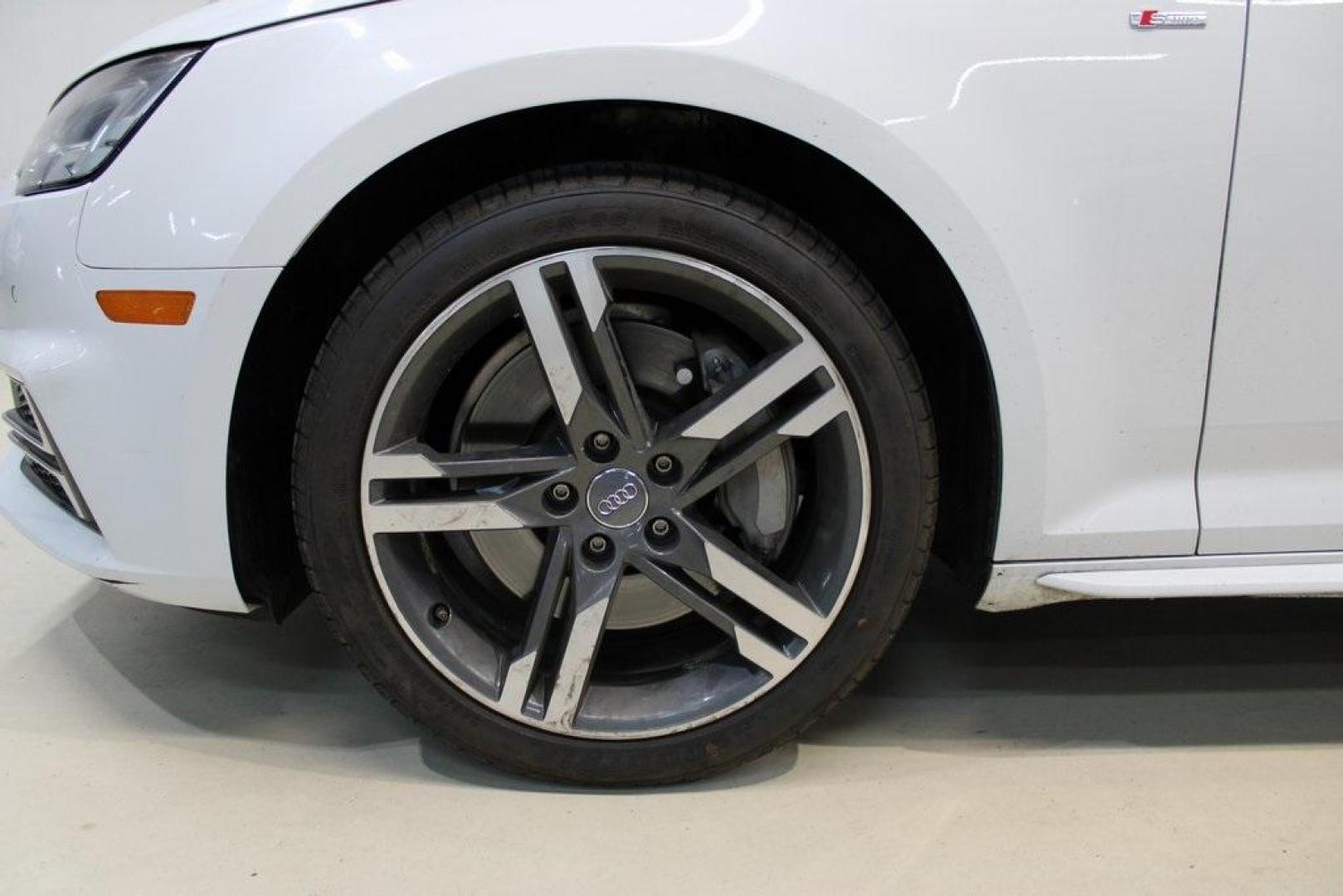 2017 Glacier White /Gray Audi A4 2.0T Premium Plus (WAULNAF46HN) with an 2.0L I4 TFSI DOHC engine, Automatic transmission, located at 15300 Midway Rd., Addison, TX, 75001, (972) 702-0011, 32.958321, -96.838074 - 2017 Audi A4 Premium Plus<br>Now Available at Midway Auto Group Addison, Texas<br><br>Experience refined performance and elevated design with the 2017 Audi A4 Premium Plusa luxury sedan that blends turbocharged power, cutting-edge technology, and a sophisticated cabin. Perfect for drivers who deman - Photo#9