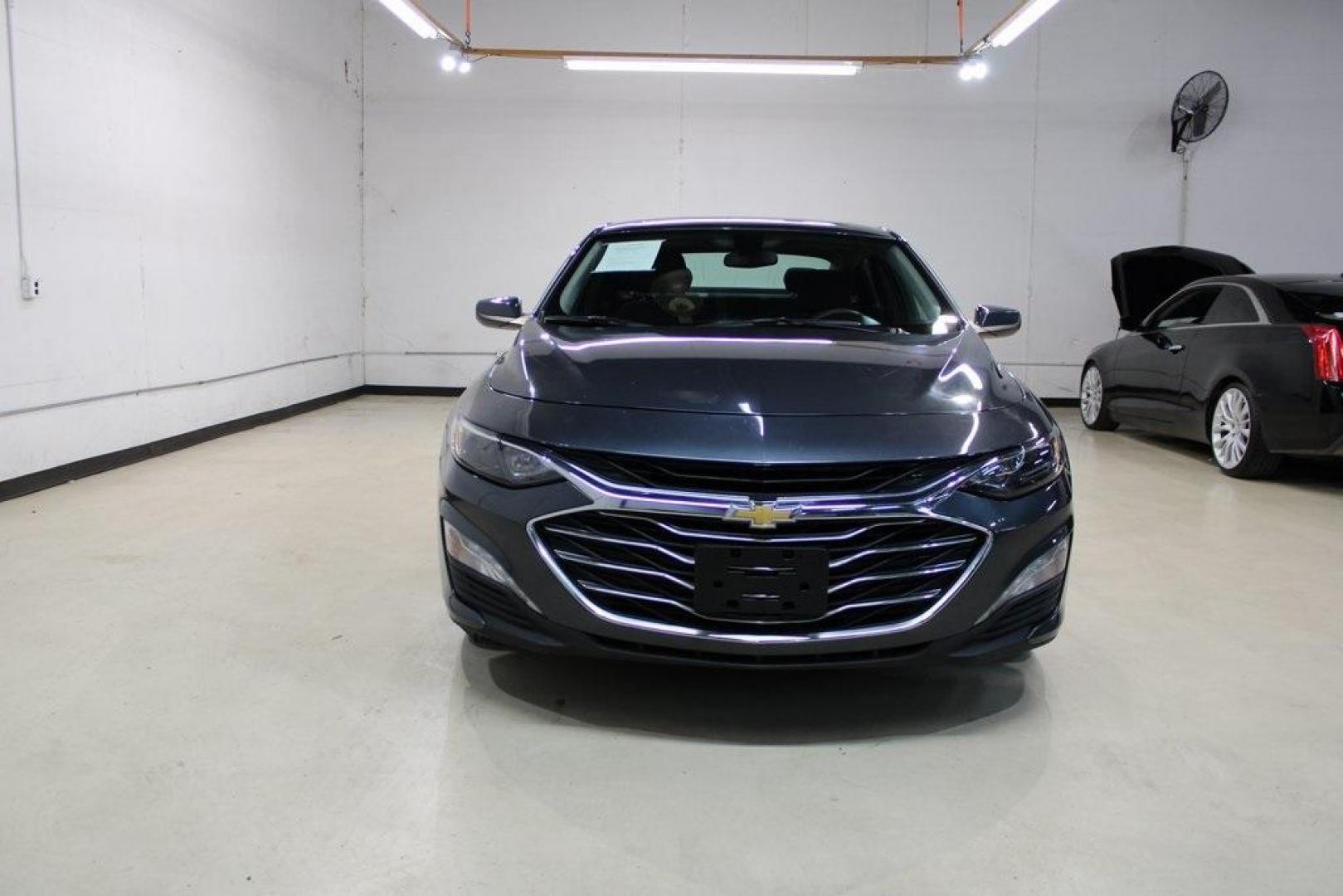 2021 Shadow Gray Metallic /Jet Black Chevrolet Malibu LT (1G1ZD5ST1MF) with an 1.5L DOHC engine, CVT transmission, located at 15300 Midway Rd., Addison, TX, 75001, (972) 702-0011, 32.958321, -96.838074 - Midway Auto Group in Addison, TX, is excited to offer this 2021 Chevrolet Malibu LT, a midsize sedan that combines modern styling, efficient performance, and a suite of desirable features to enhance your driving experience.<br><br>Key Features:<br><br>Engine and Performance: Equipped with a 1.5-li - Photo#5
