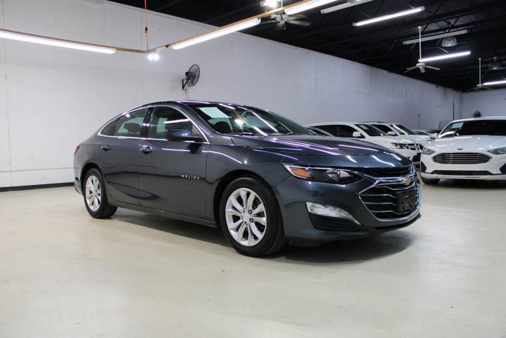 2021 Shadow Gray Metallic /Jet Black Chevrolet Malibu LT (1G1ZD5ST1MF) with an 1.5L DOHC engine, CVT transmission, located at 15300 Midway Rd., Addison, TX, 75001, (972) 702-0011, 32.958321, -96.838074 - Midway Auto Group in Addison, TX, is excited to offer this 2021 Chevrolet Malibu LT, a midsize sedan that combines modern styling, efficient performance, and a suite of desirable features to enhance your driving experience.<br><br>Key Features:<br><br>Engine and Performance: Equipped with a 1.5-li - Photo#6