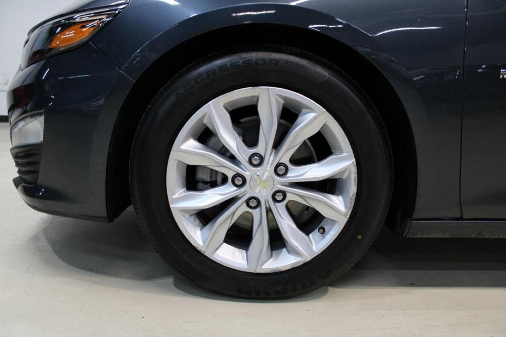 2021 Shadow Gray Metallic /Jet Black Chevrolet Malibu LT (1G1ZD5ST1MF) with an 1.5L DOHC engine, CVT transmission, located at 15300 Midway Rd., Addison, TX, 75001, (972) 702-0011, 32.958321, -96.838074 - Midway Auto Group in Addison, TX, is excited to offer this 2021 Chevrolet Malibu LT, a midsize sedan that combines modern styling, efficient performance, and a suite of desirable features to enhance your driving experience.<br><br>Key Features:<br><br>Engine and Performance: Equipped with a 1.5-li - Photo#8