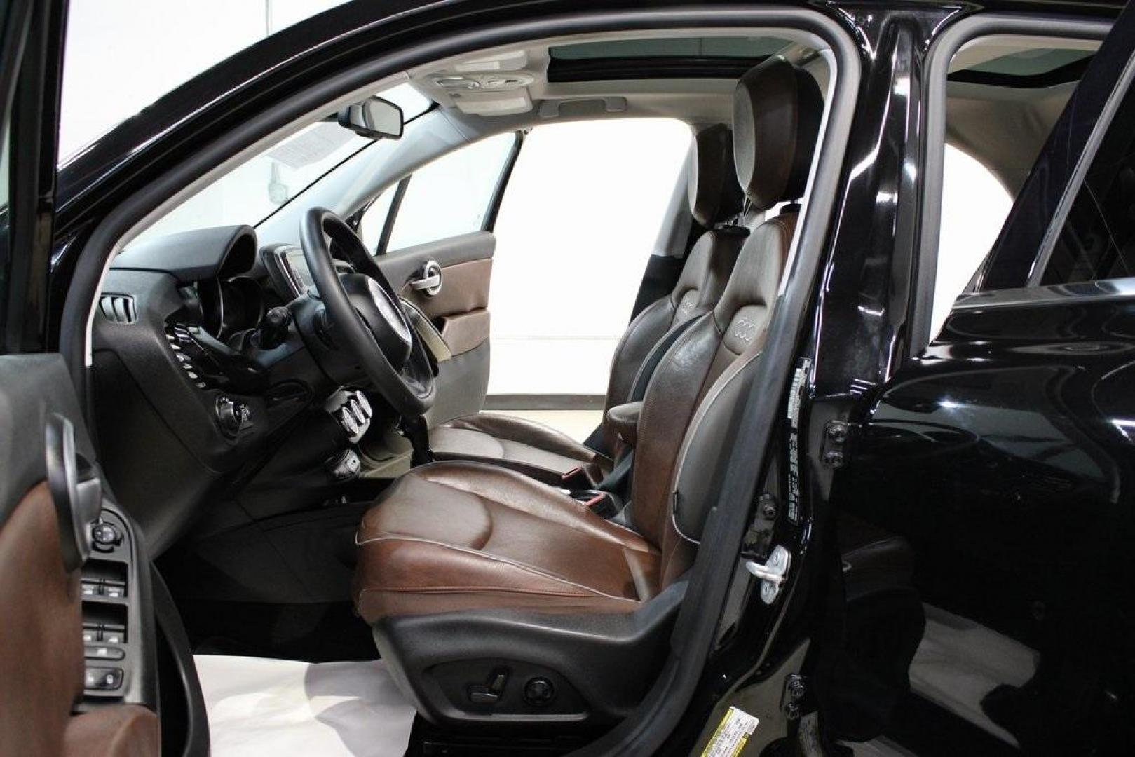 2016 Nero Cinema (Black Clear Coat) /Brown Fiat 500X Lounge (ZFBCFXDT8GP) with an 2.4L I4 MultiAir engine, Automatic transmission, located at 15300 Midway Rd., Addison, TX, 75001, (972) 702-0011, 32.958321, -96.838074 - Midway Auto Group in Addison, TX, is excited to offer this 2016 Fiat 500X Easy, a stylish and versatile subcompact crossover SUV that combines Italian design with practical functionality.<br><br>Key Features:<br><br>Engine and Performance: Equipped with a 2.4-liter Tigershark MultiAir 2 inline-4 e - Photo#14