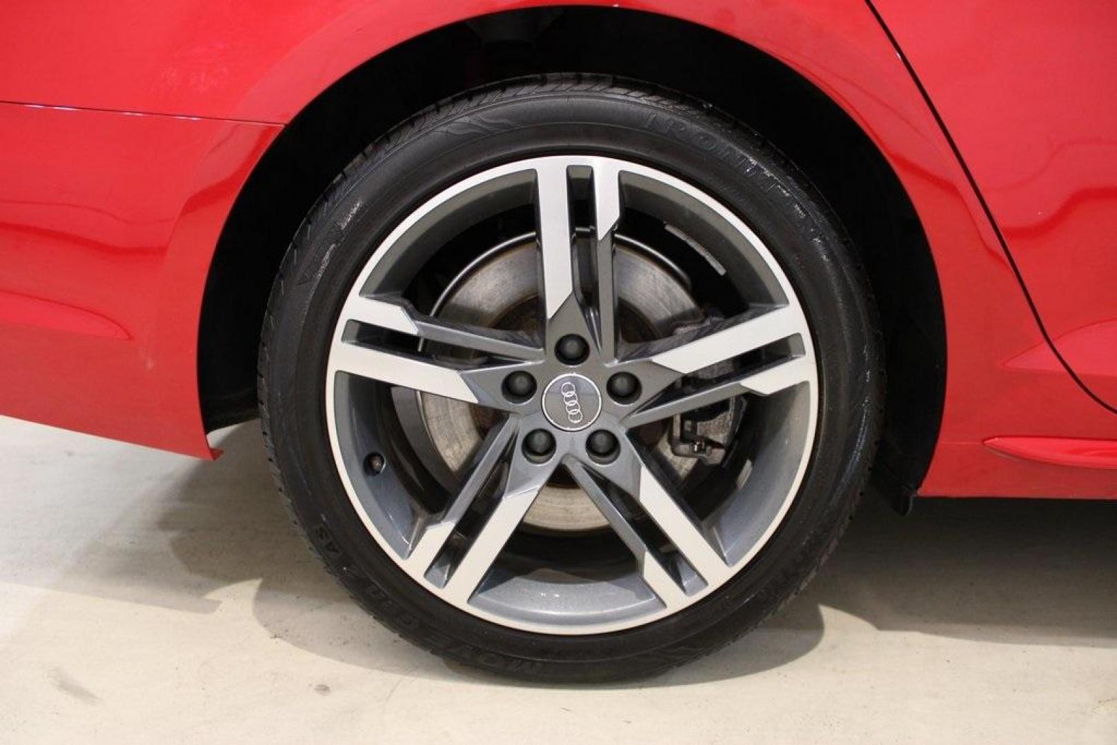 2017 Tango Red /Black Audi A4 2.0T Premium Plus (WAUENAF44HN) with an 2.0L I4 TFSI DOHC engine, Automatic transmission, located at 15300 Midway Rd., Addison, TX, 75001, (972) 702-0011, 32.958321, -96.838074 - Midway Auto Group in Addison, TX, is pleased to offer this 2017 Audi A4 Premium Plus, a luxury sedan that seamlessly blends performance, advanced technology, and sophisticated design.<br><br>Key Features:<br><br>Engine and Performance: Powered by a 2.0-liter TFSI turbocharged engine delivering 252 - Photo#10