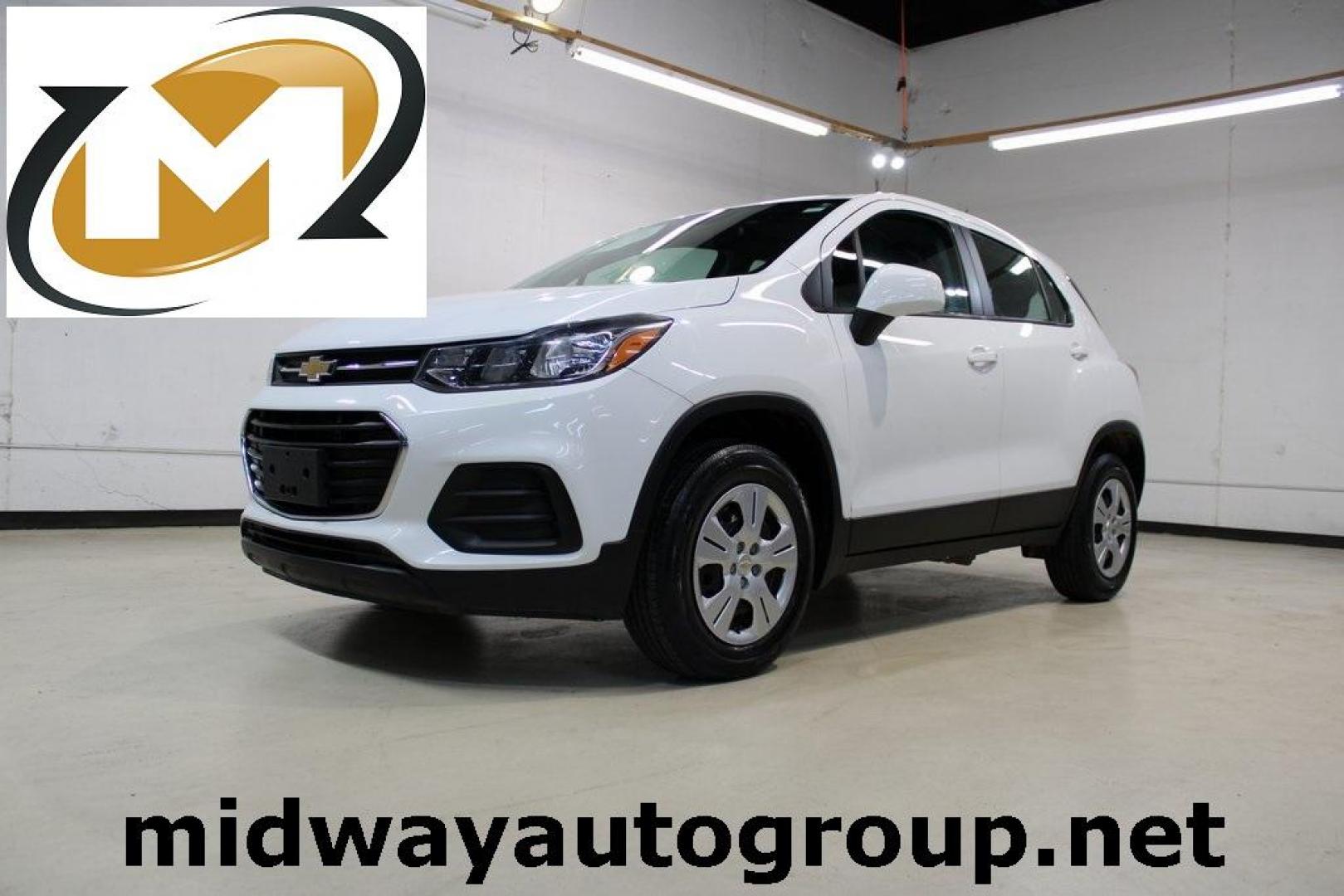 2018 Summit White /Black Chevrolet Trax LS (KL7CJNSB5JB) with an ECOTEC 1.4L I4 SMPI DOHC Turbocharged VVT engine, Automatic transmission, located at 15300 Midway Rd., Addison, TX, 75001, (972) 702-0011, 32.958321, -96.838074 - Photo#0