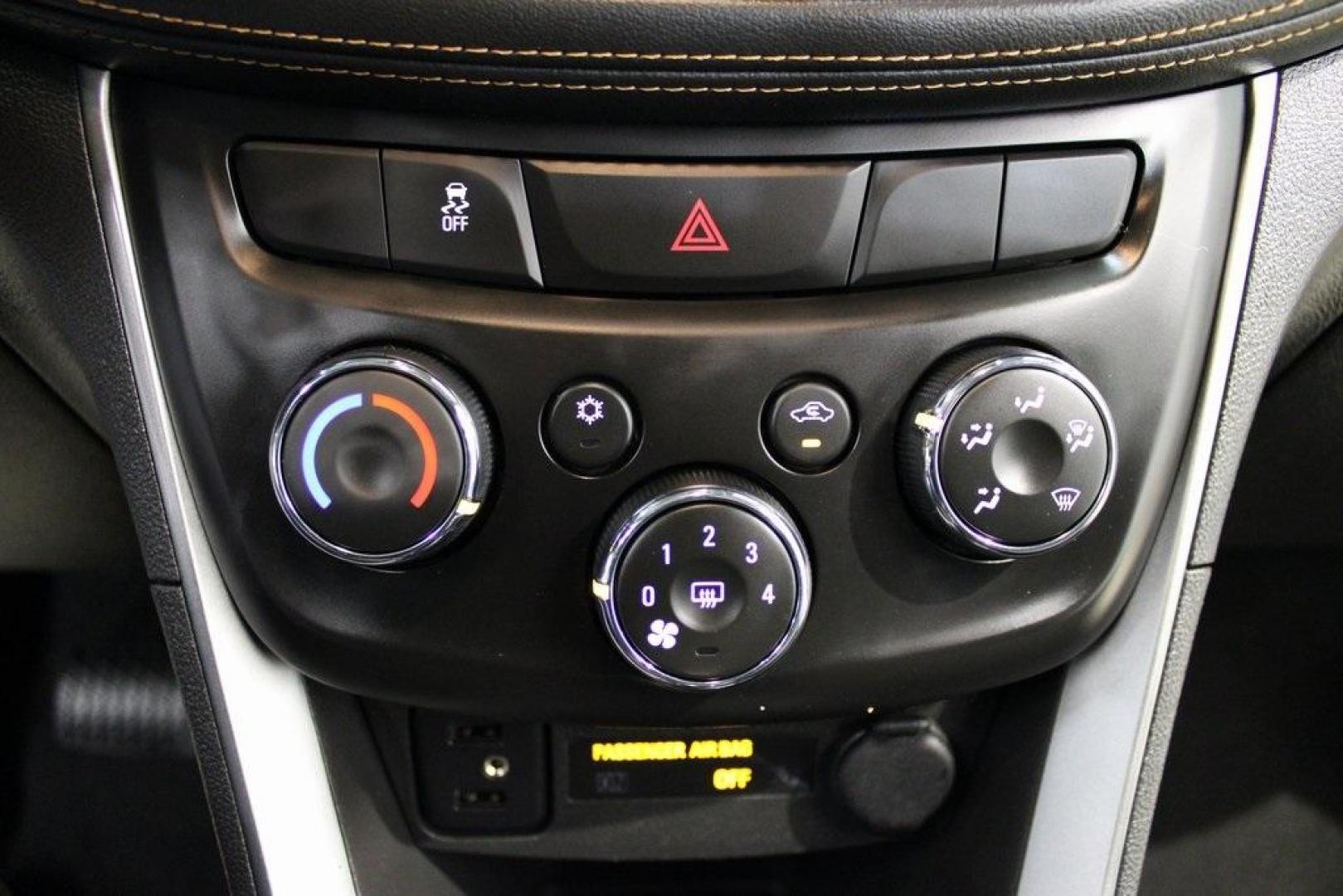 2018 Summit White /Black Chevrolet Trax LS (KL7CJNSB5JB) with an ECOTEC 1.4L I4 SMPI DOHC Turbocharged VVT engine, Automatic transmission, located at 15300 Midway Rd., Addison, TX, 75001, (972) 702-0011, 32.958321, -96.838074 - Photo#21